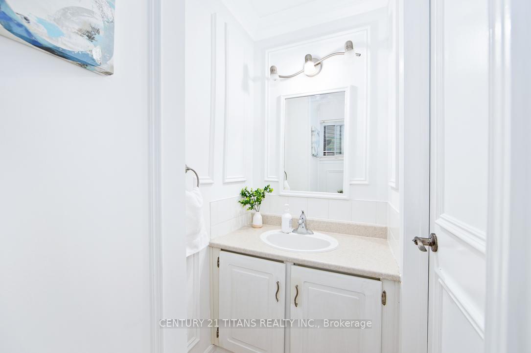 Photo 12 of Unit 32, 1310 Fieldlight Boulevard, Pickering, Liverpool — HOMEH