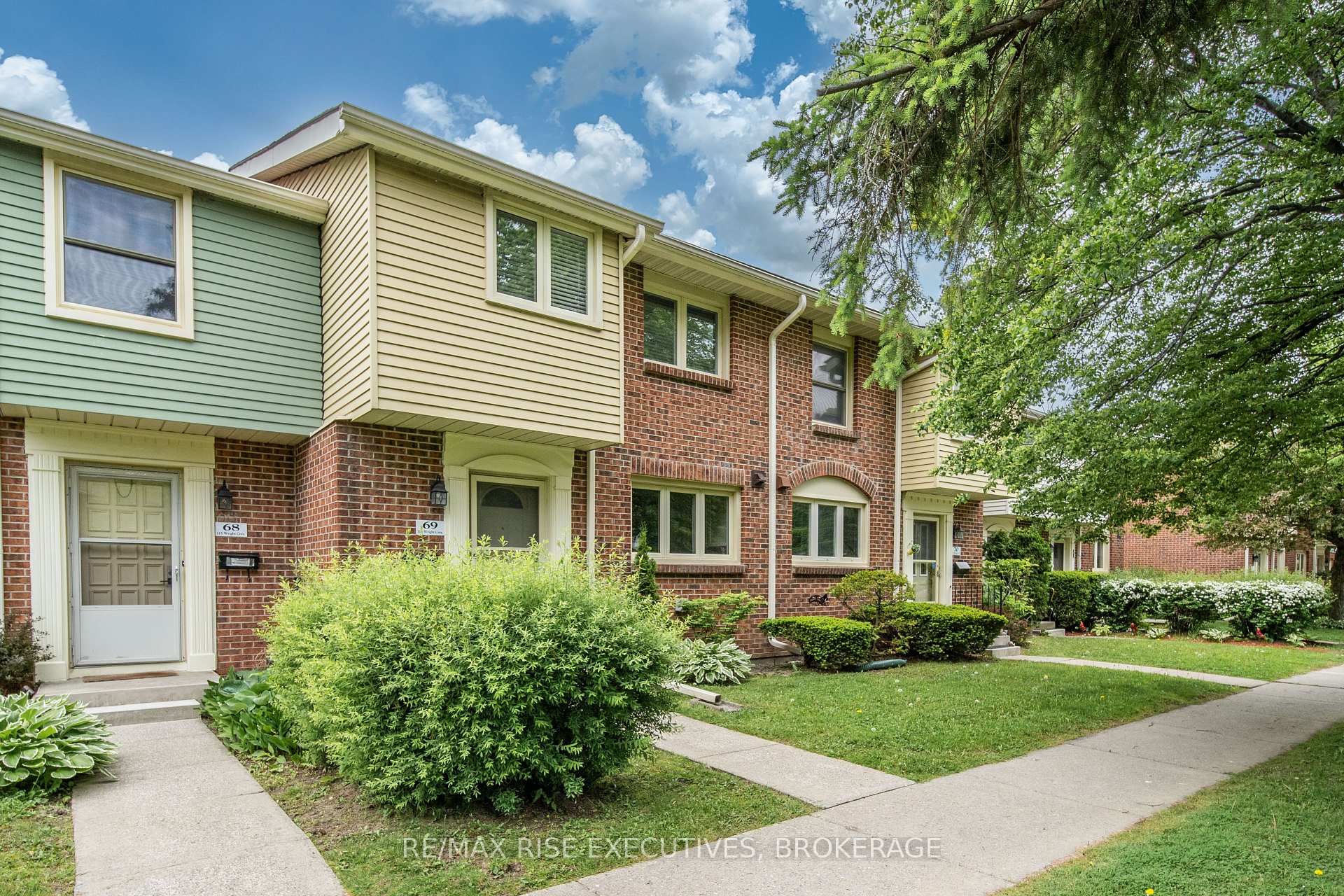 Photo 3 of Unit 69, 115 Wright Crescent, Kingston, Central City East — HOMEH