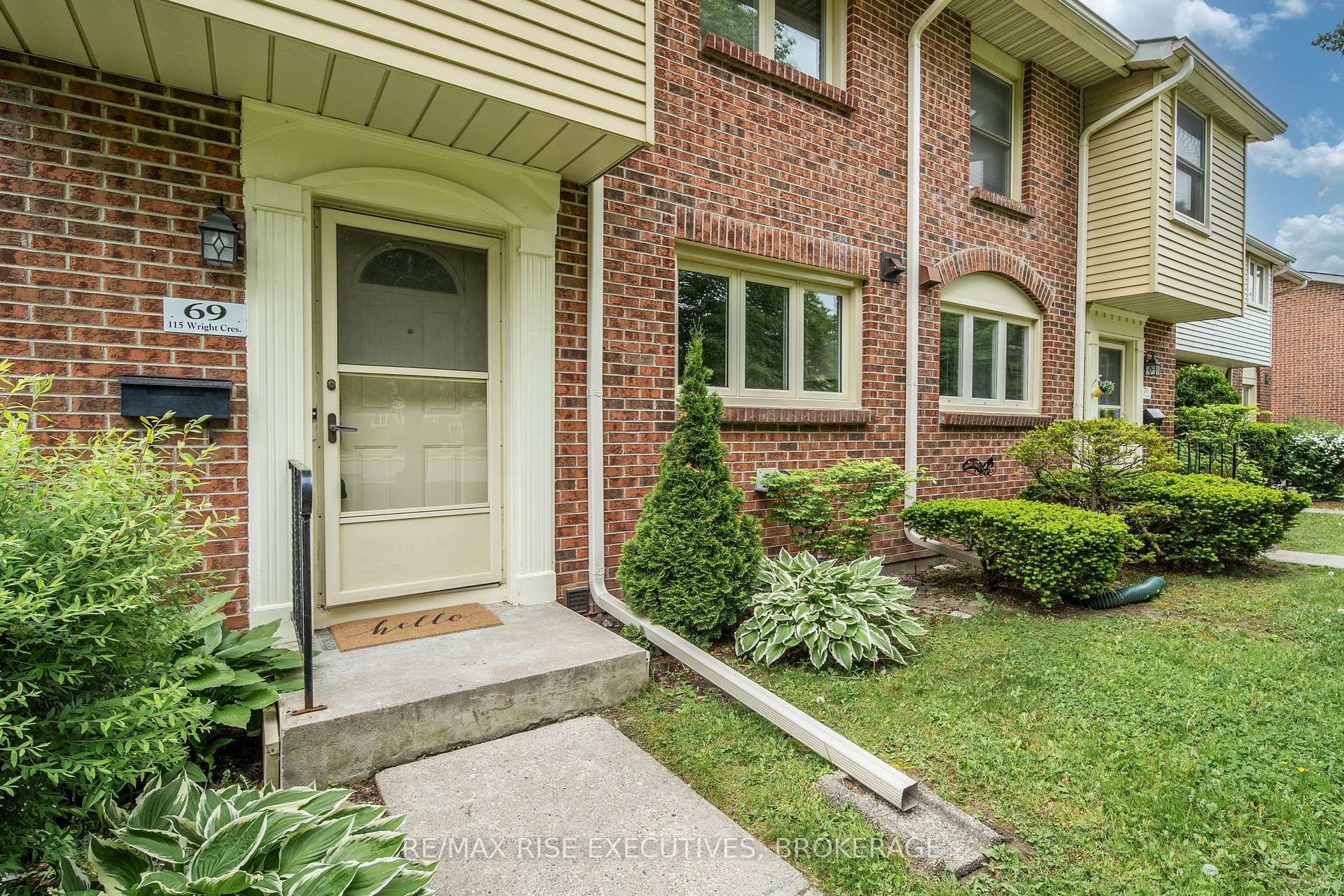 Photo 5 of Unit 69, 115 Wright Crescent, Kingston, Central City East — HOMEH