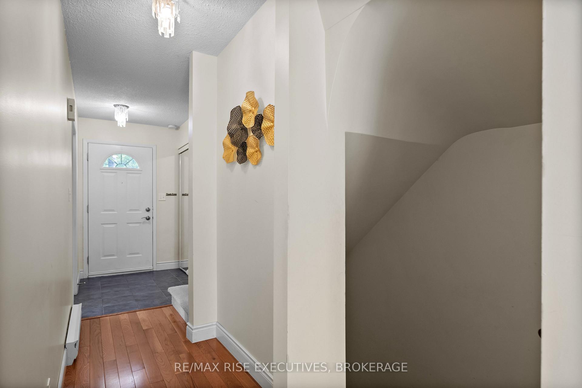 Photo 8 of Unit 69, 115 Wright Crescent, Kingston, Central City East — HOMEH