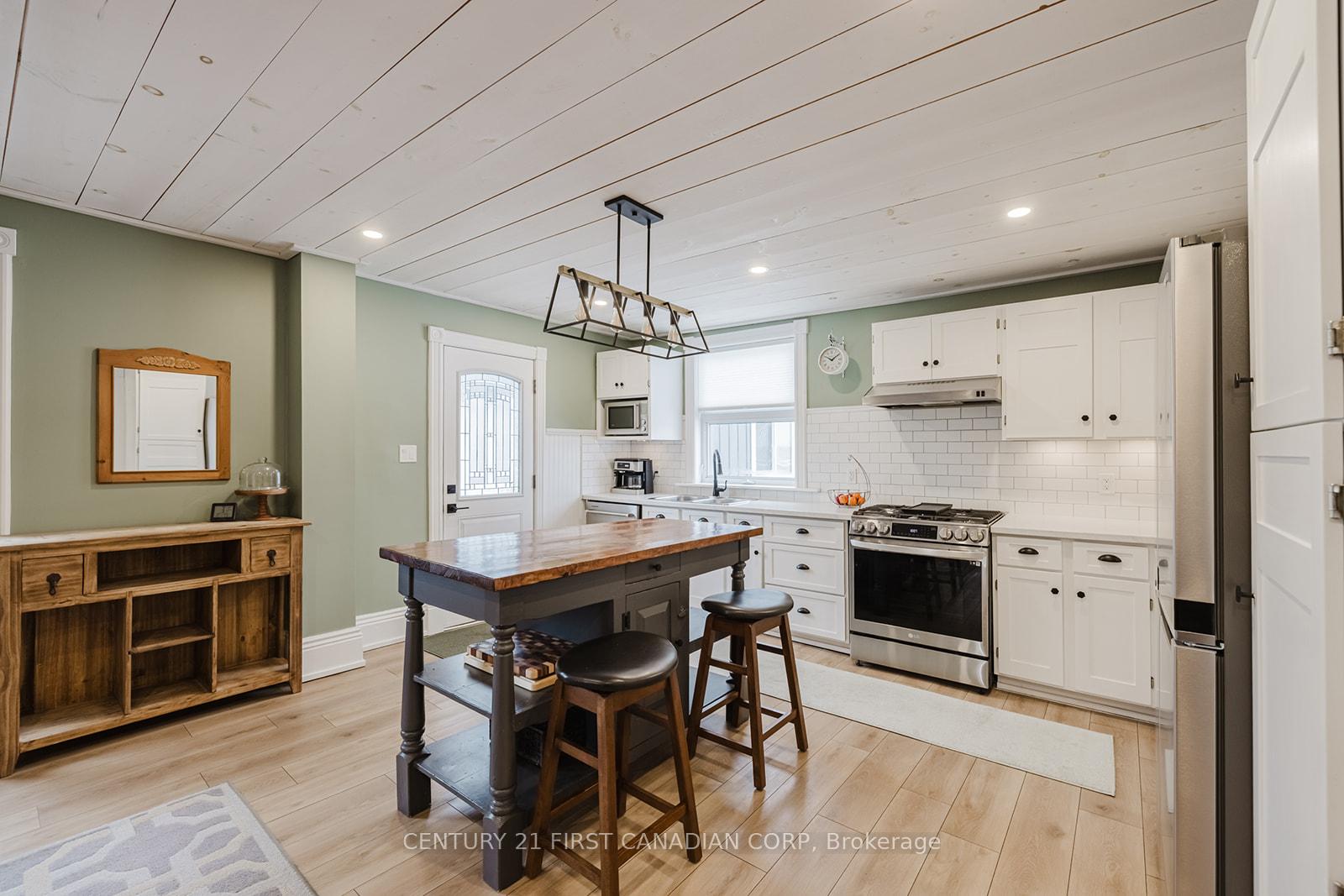 Photo 20 of 4 Albert Street, Chatham-Kent, Blenheim — HOMEH