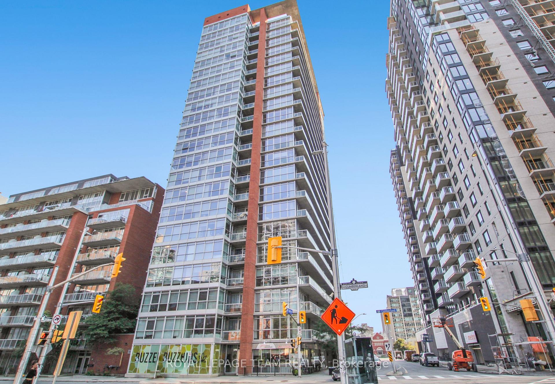 Front of Unit 1602, 179 George Street