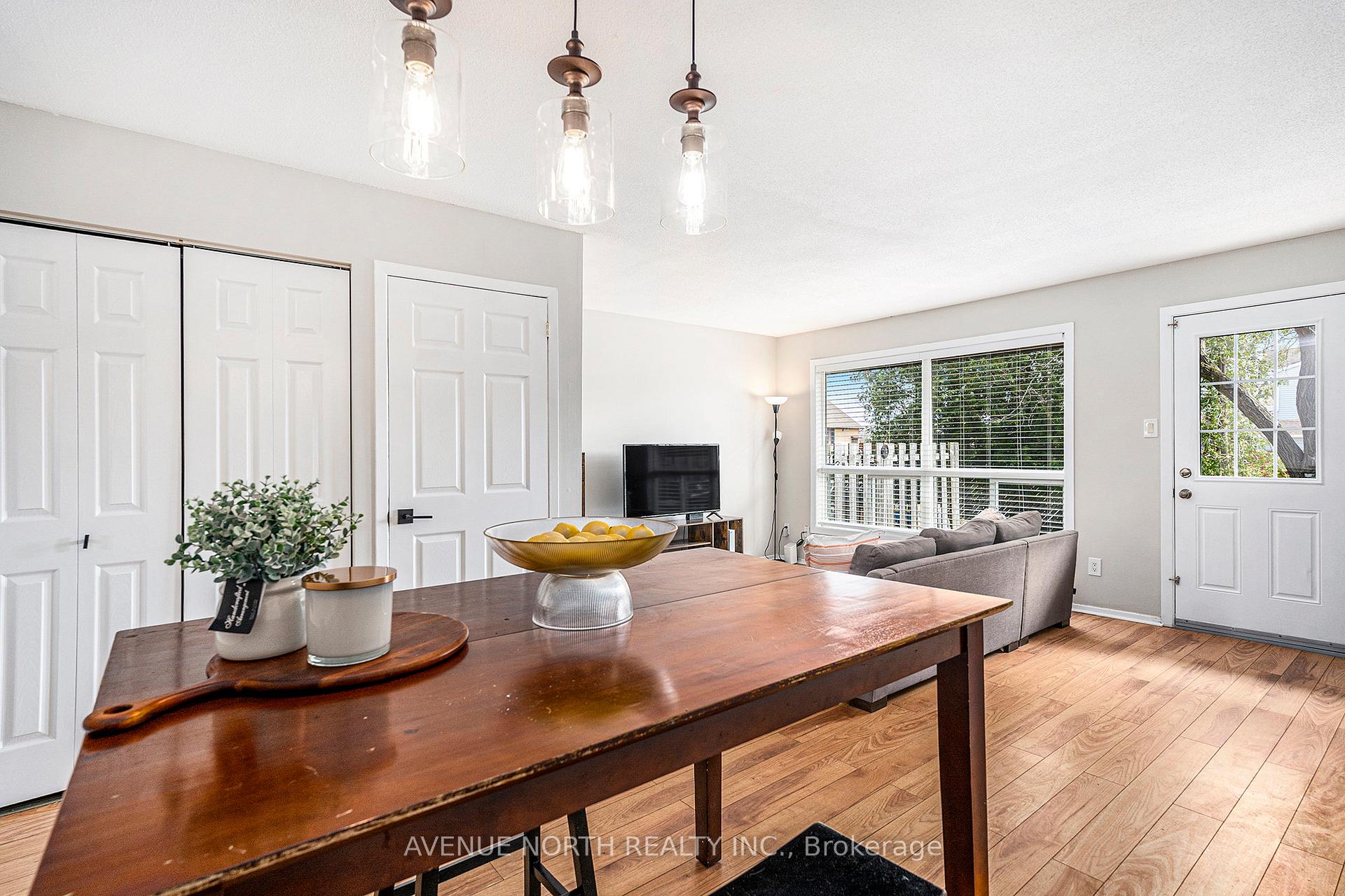 Photo 8 of 3062 Olympic Way, Ottawa, Blossom Park/Leitrim — HOMEH