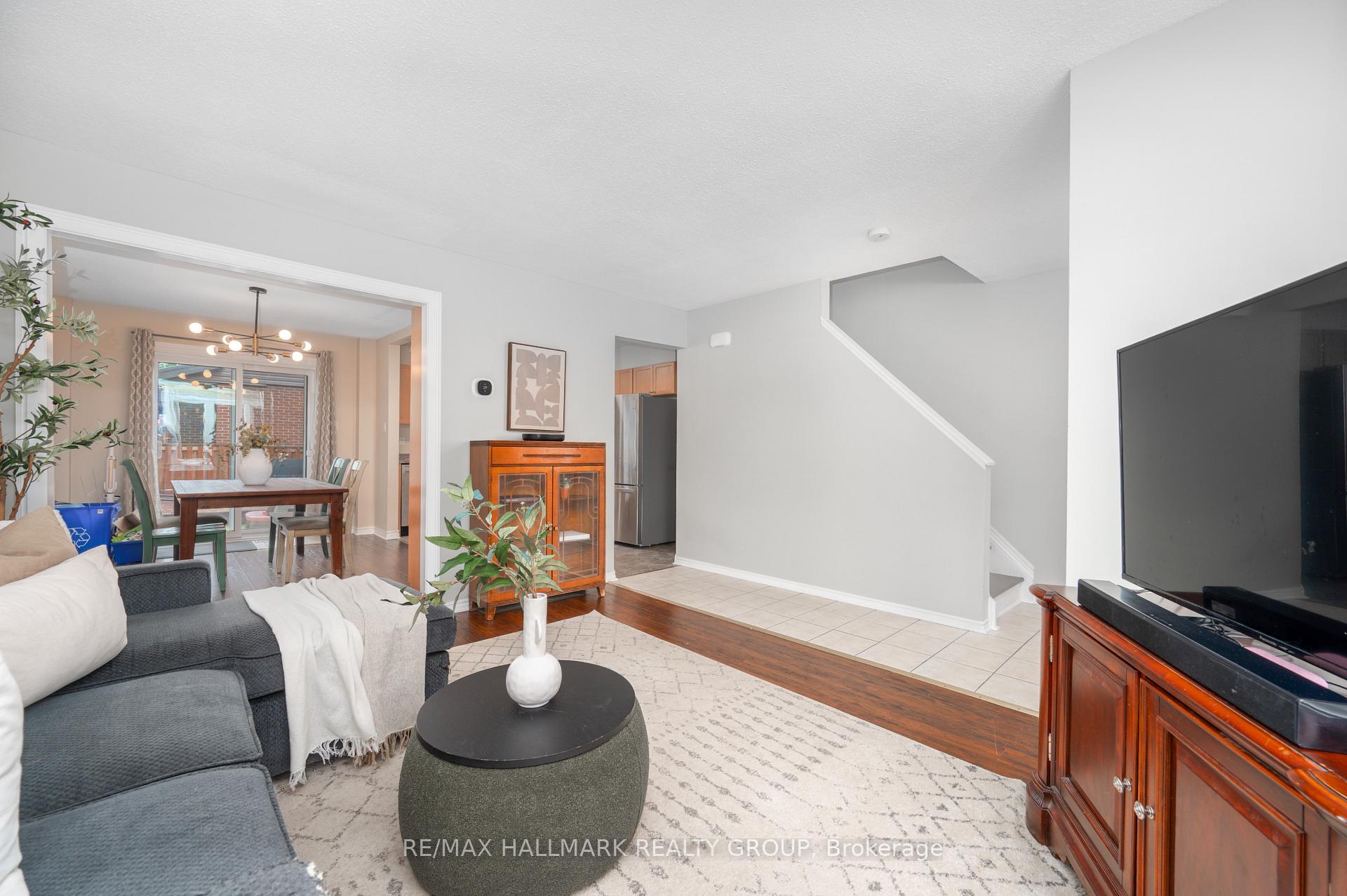 Photo 5 of Unit 1, 3150 Fenmore Street, Ottawa, Blossom Park/Kemp Park/Findlay Creek — HOMEH