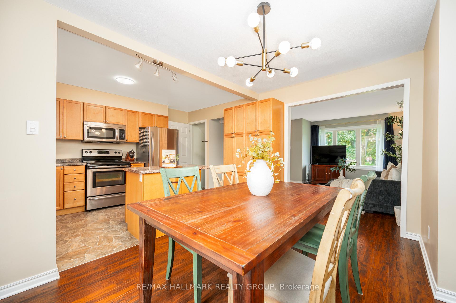 Photo 12 of Unit 1, 3150 Fenmore Street, Ottawa, Blossom Park/Kemp Park/Findlay Creek — HOMEH