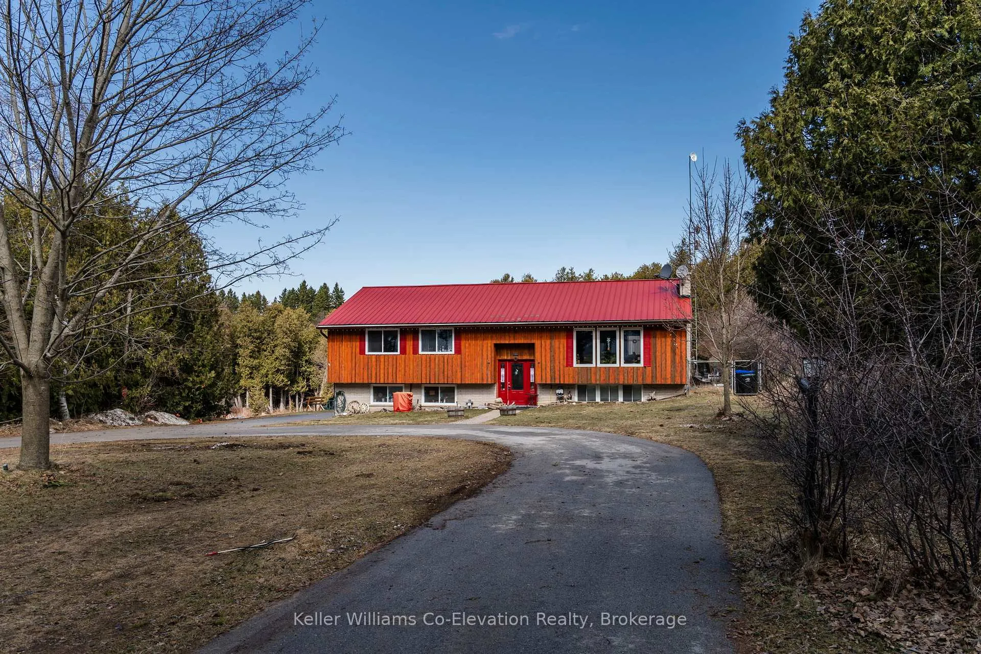Front of 4684 10th Side Road