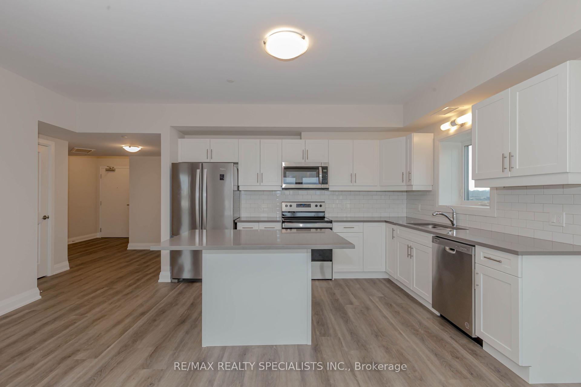 Photo 13 of Unit 313, 118 Summersides Boulevard, Pelham, Fonthill — HOMEH