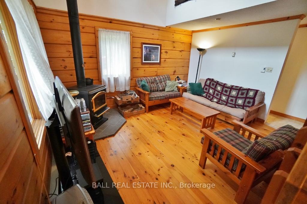 Photo 12 of 91 West Mullet Lk Road, Faraday — HOMEH