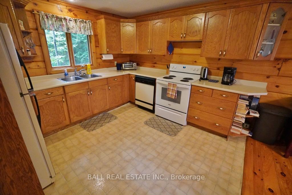 Photo 15 of 91 West Mullet Lk Road, Faraday — HOMEH