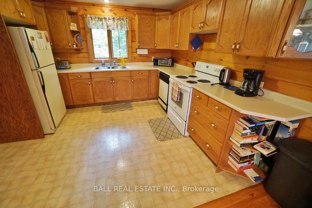 Photo 17 of 91 West Mullet Lk Road, Faraday — HOMEH