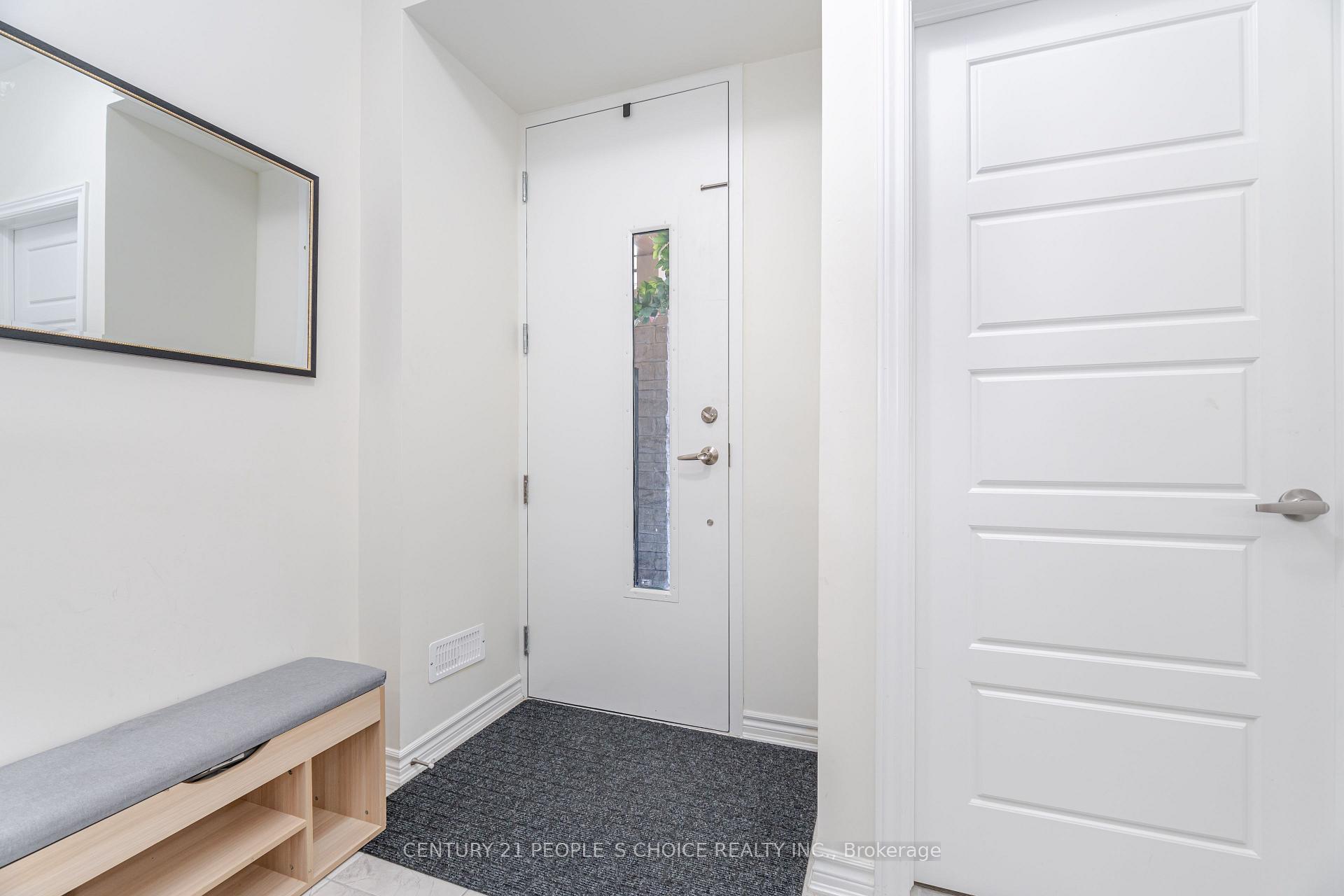 Photo 4 of Unit 504, 1034 Reflection Place, Pickering, Rural Pickering — HOMEH