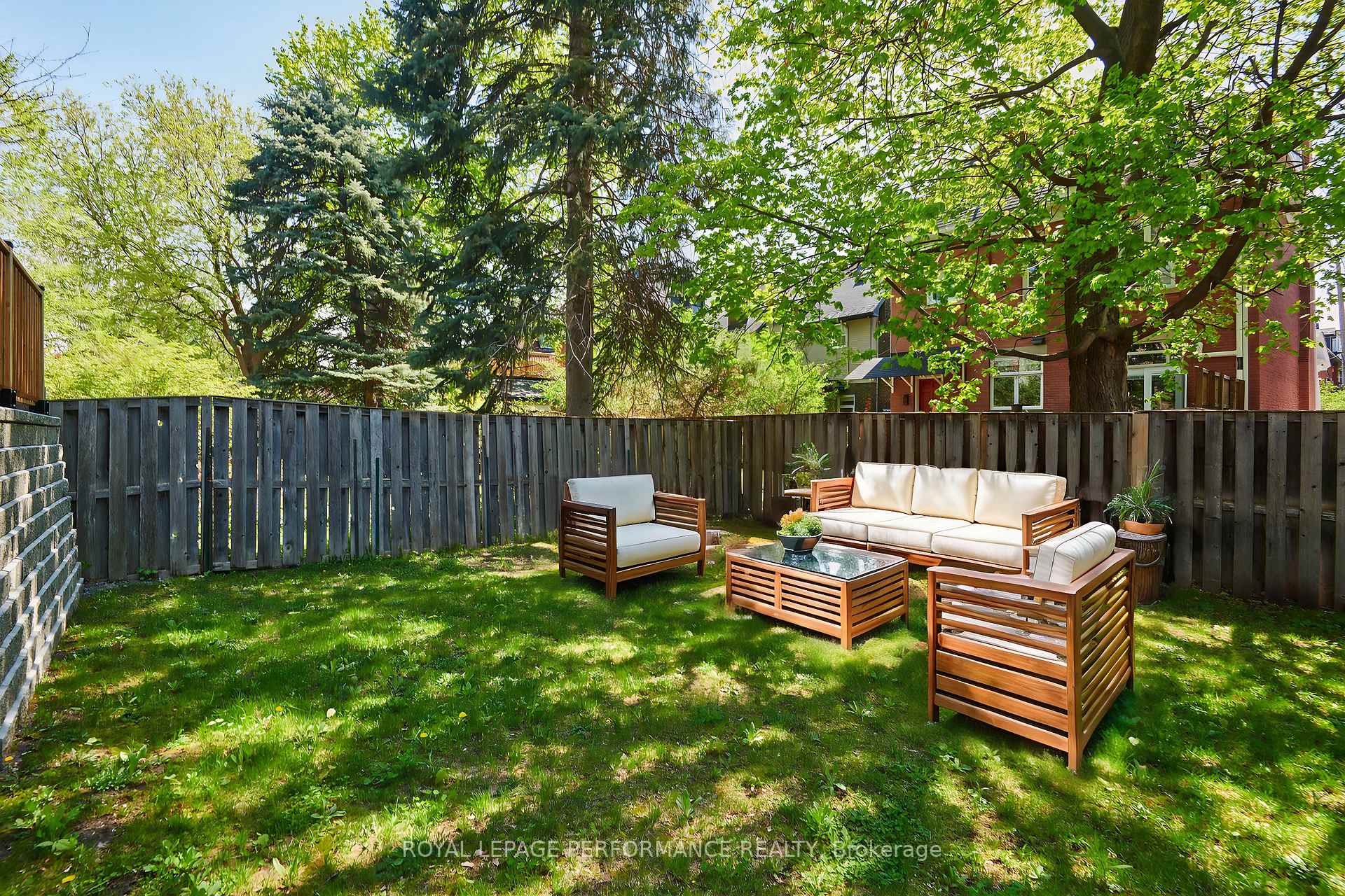 Photo 38 of Unit 2, 96 Frank Street, Ottawa, Ottawa Centre/Golden Triangle — HOMEH
