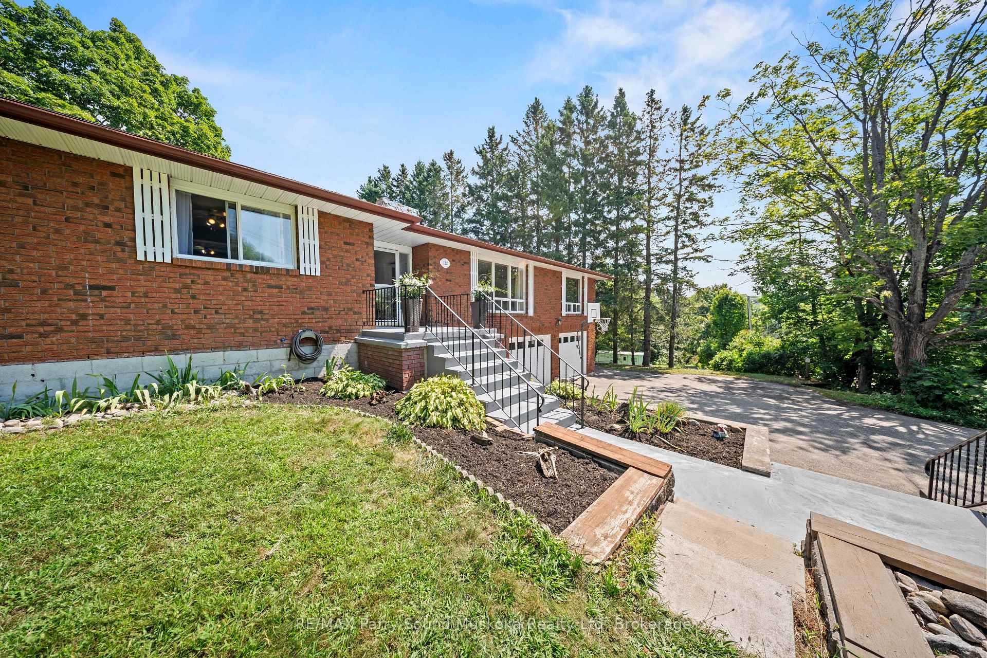 Photo 3 of 113 North Road, McDougall — HOMEH