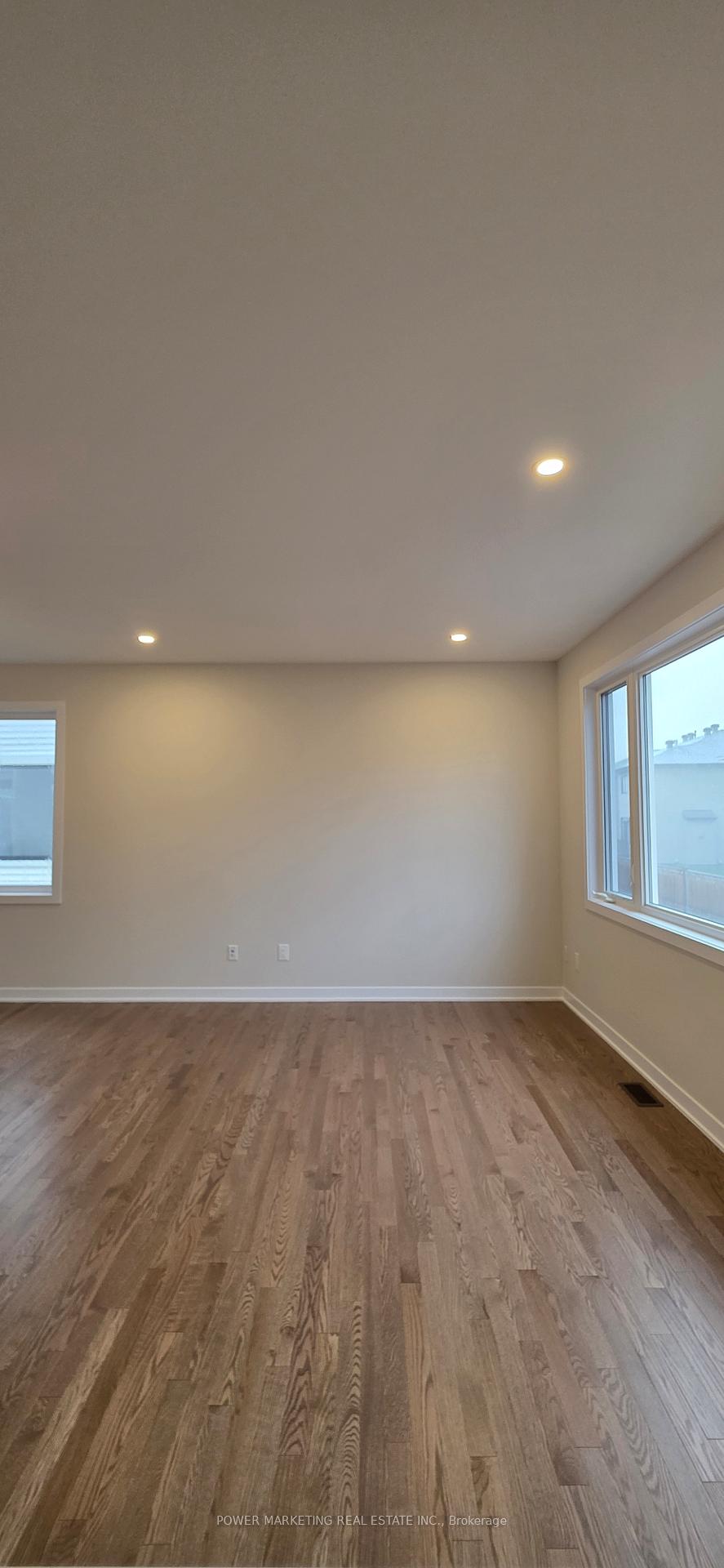 Photo 5 of 626 Expansion Road, Ottawa, Barrhaven - Half Moon Bay — HOMEH