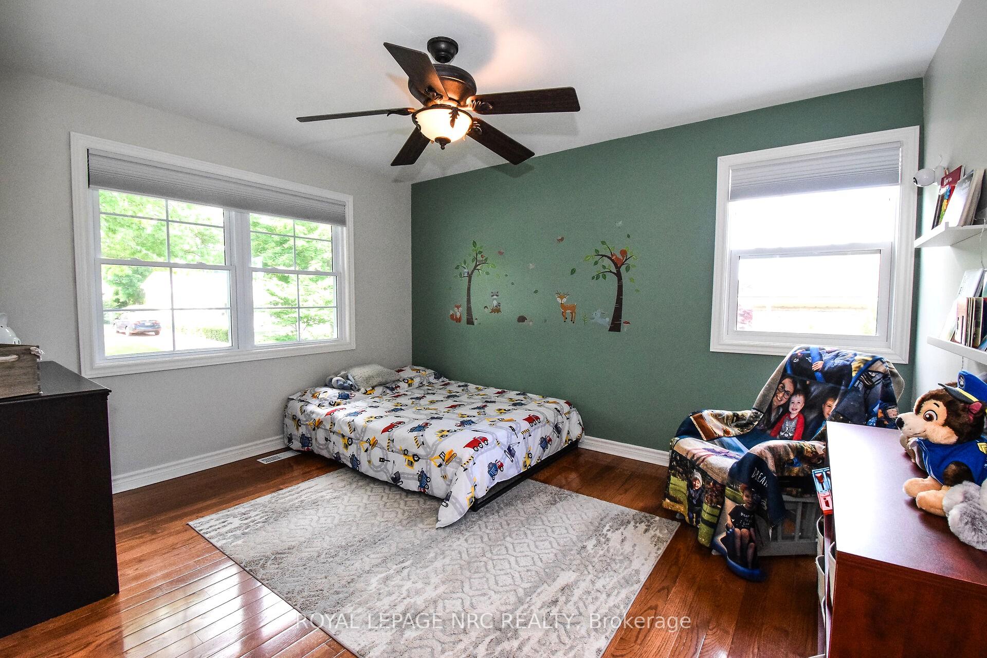 Photo 14 of 4 Belair Drive, St. Catharines, Port Dalhousie — HOMEH