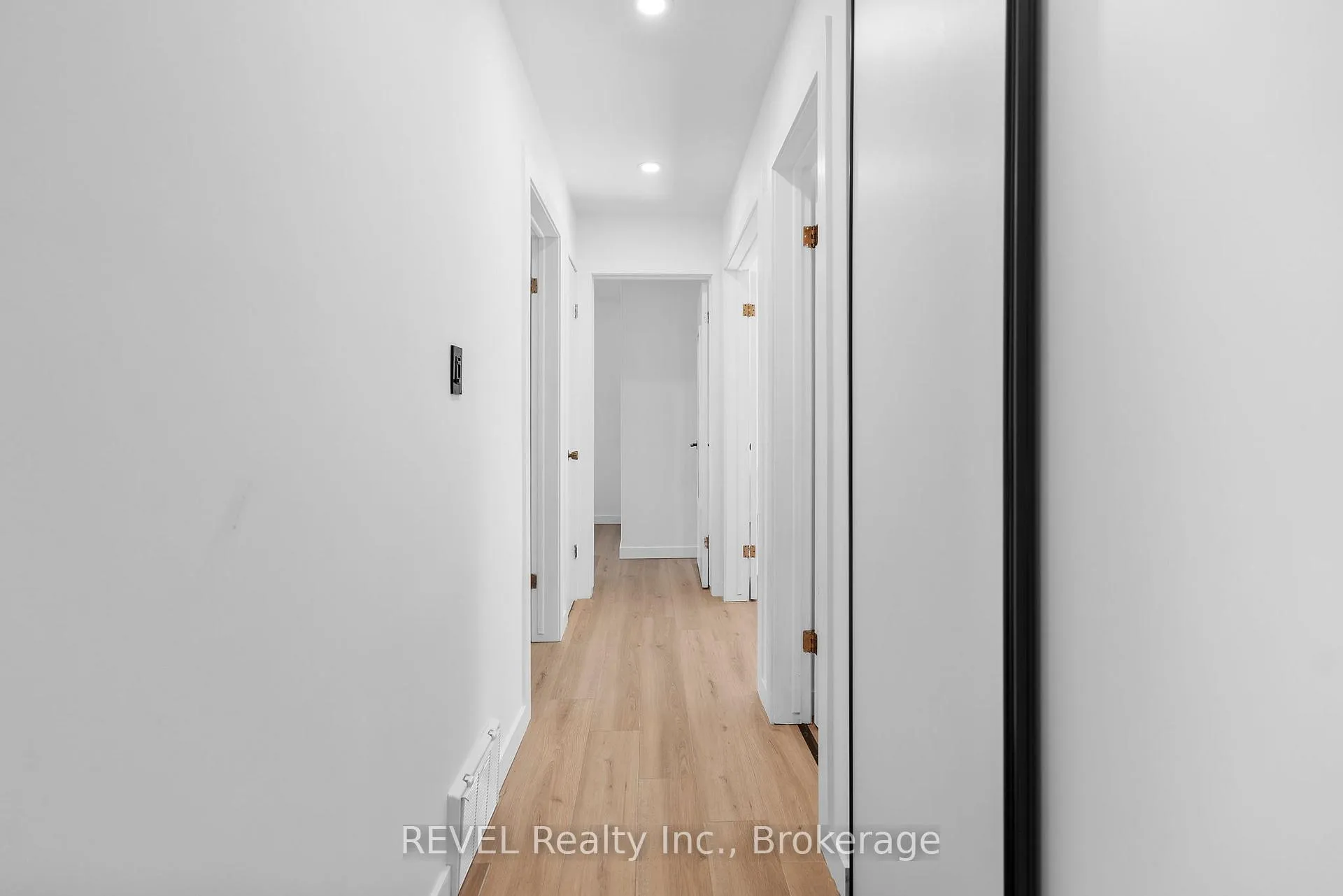 Photo 15 of 1 Samuel Court, St. Catharines, Lakeshore — HOMEH