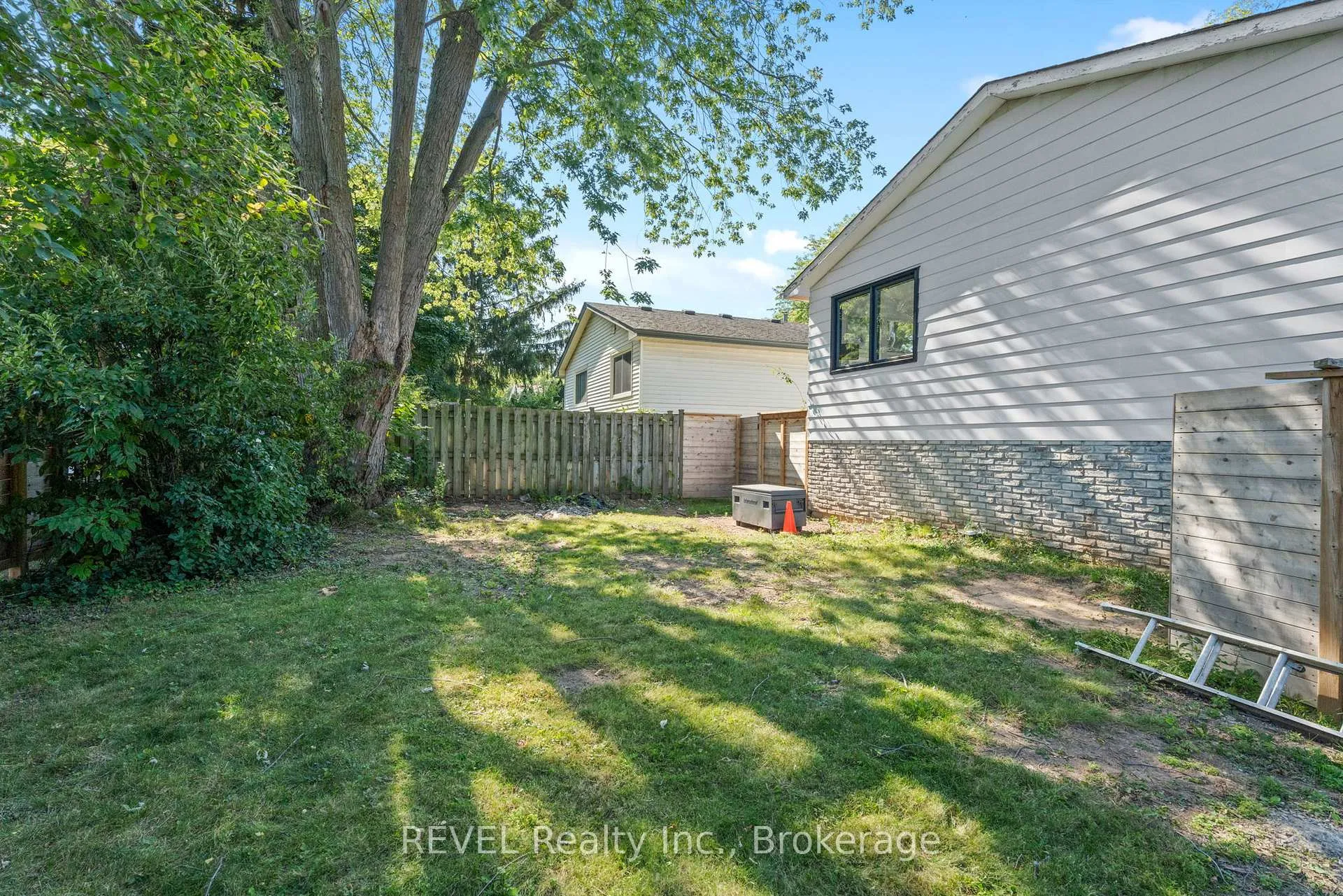 Photo 26 of 1 Samuel Court, St. Catharines, Lakeshore — HOMEH