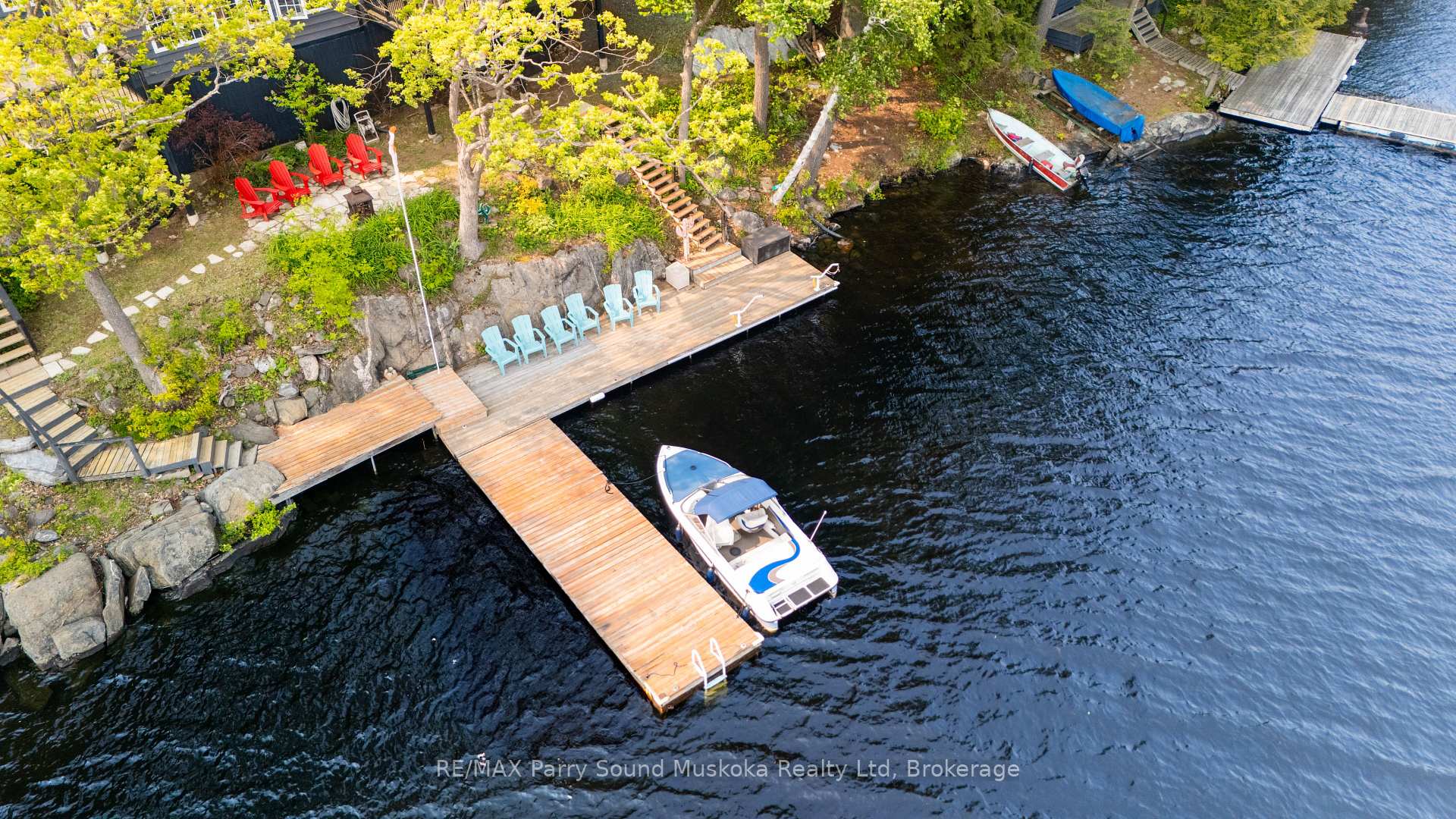 Photo 2 of 362 Healey Lake, The Archipelago, Archipelago North — HOMEH