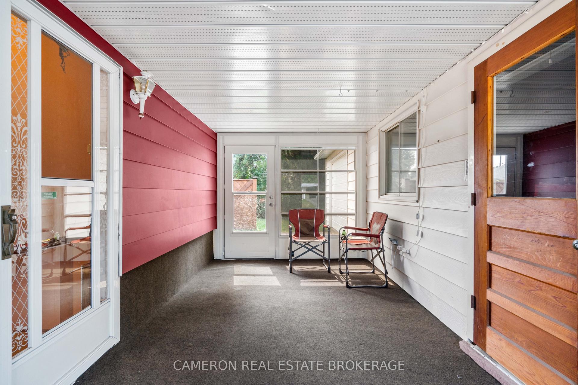Photo 15 of 1404 Princess Street, Cornwall — HOMEH