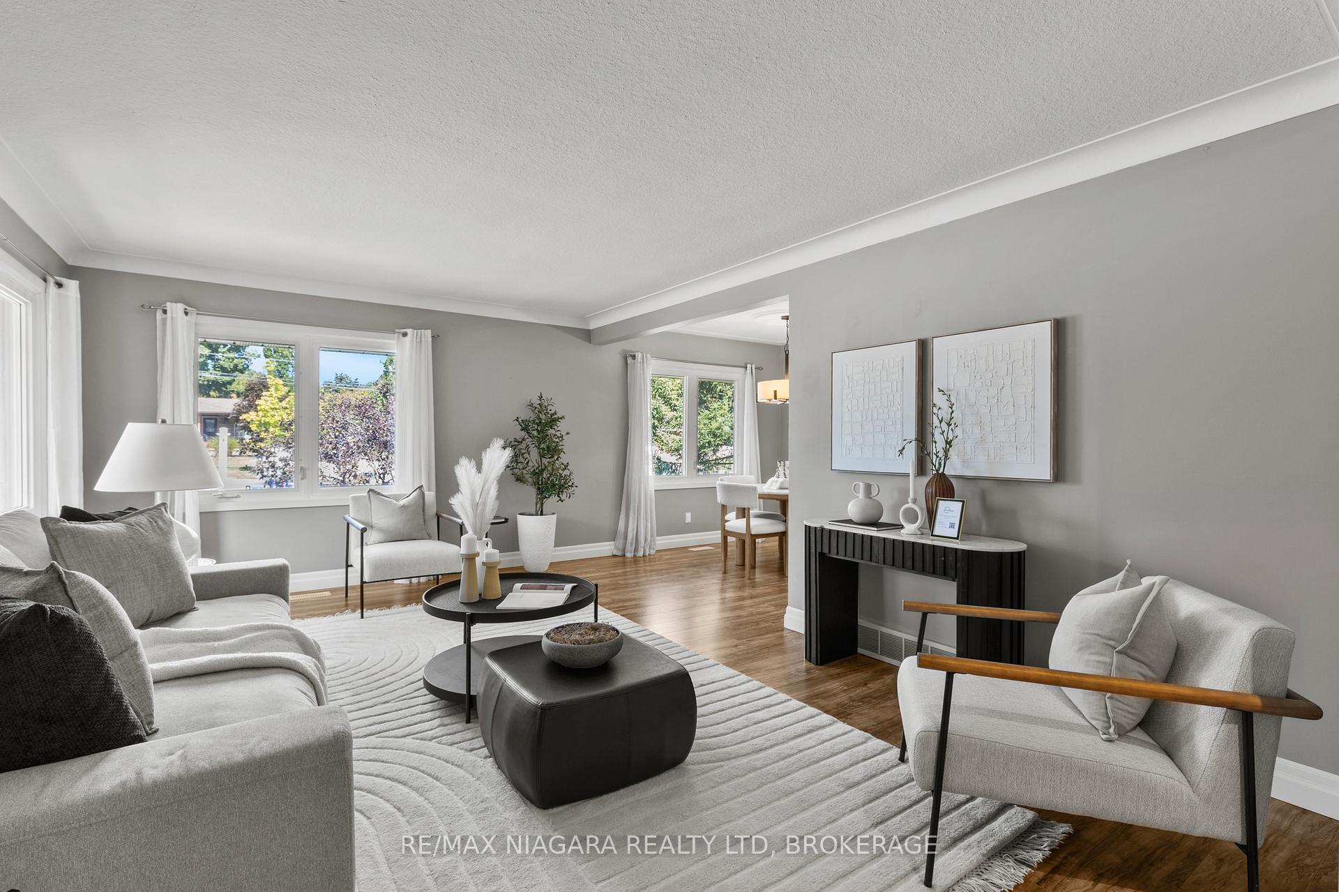 Photo 11 of 294 Lakeshore Road, St. Catharines, Vine/Linwell — HOMEH