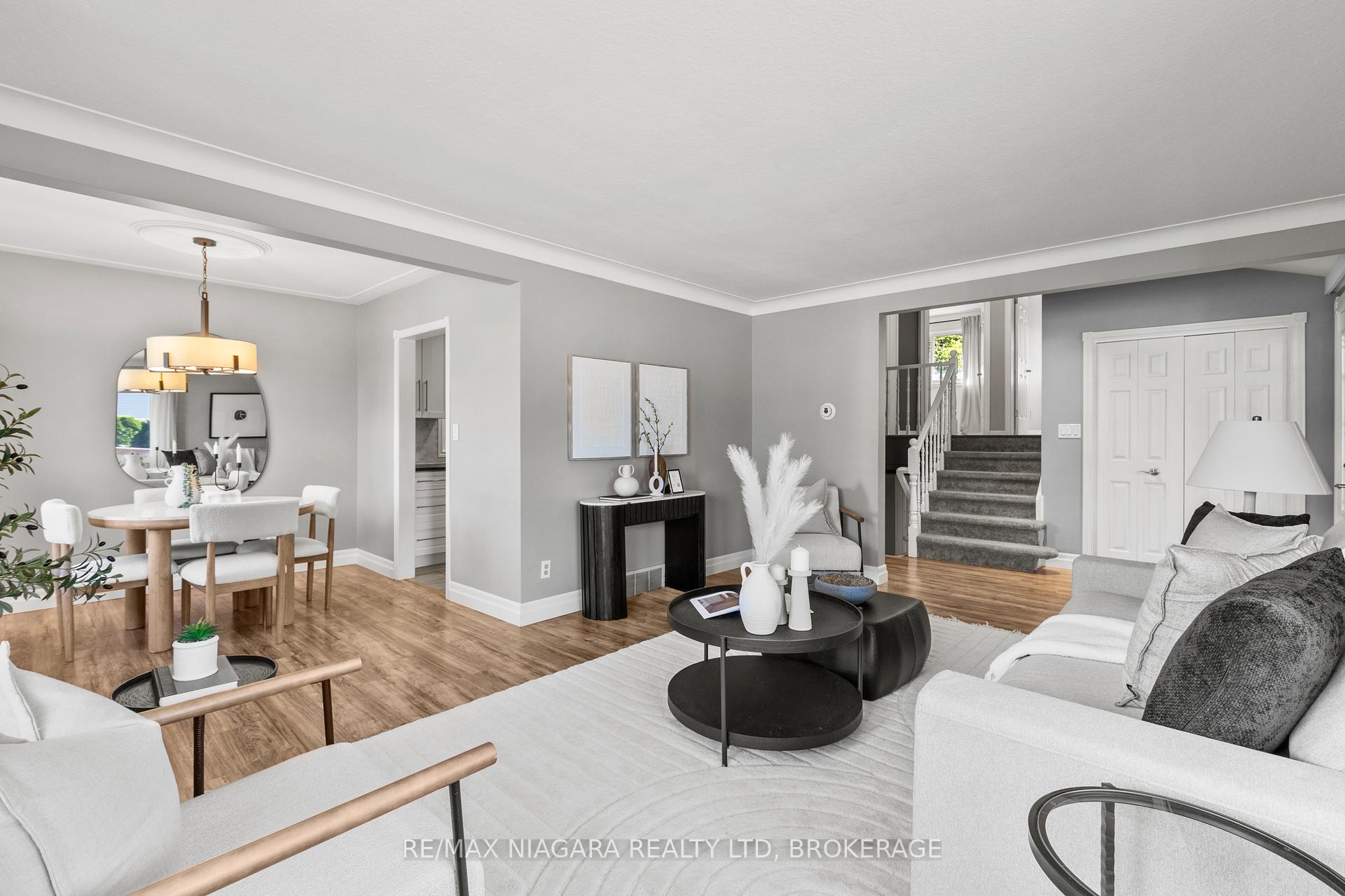 Photo 12 of 294 Lakeshore Road, St. Catharines, Vine/Linwell — HOMEH