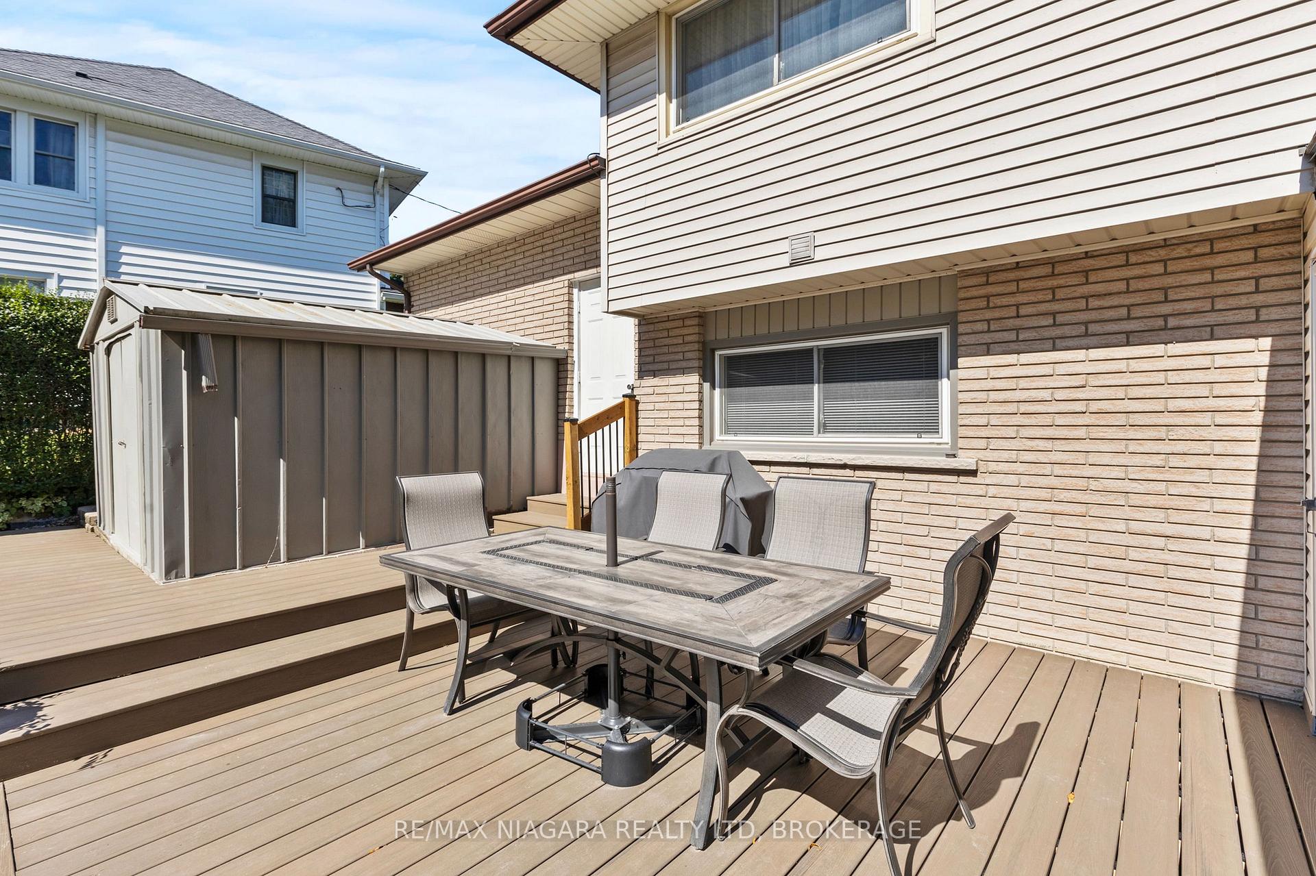 Photo 40 of 294 Lakeshore Road, St. Catharines, Vine/Linwell — HOMEH
