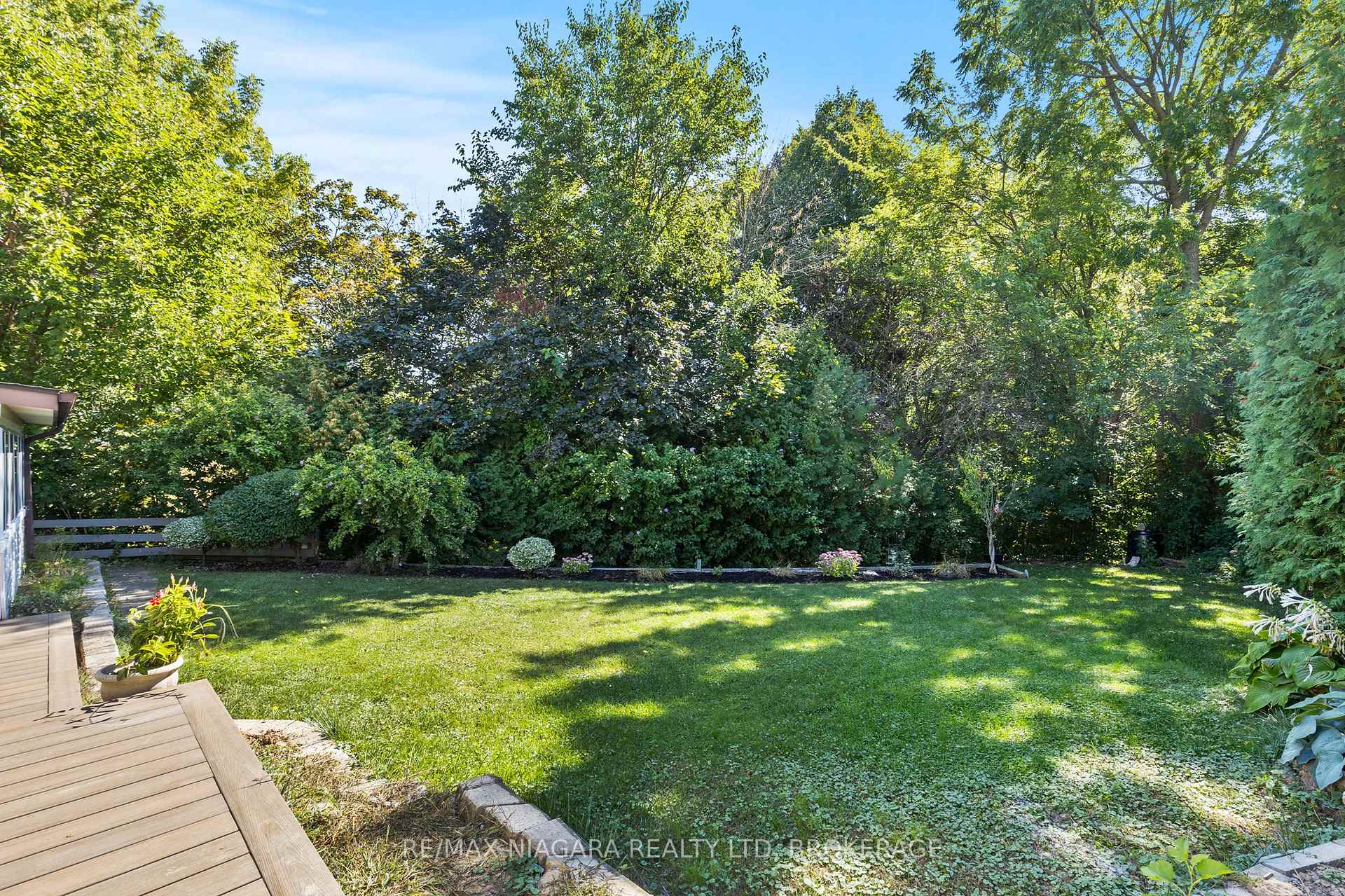 Photo 43 of 294 Lakeshore Road, St. Catharines, Vine/Linwell — HOMEH