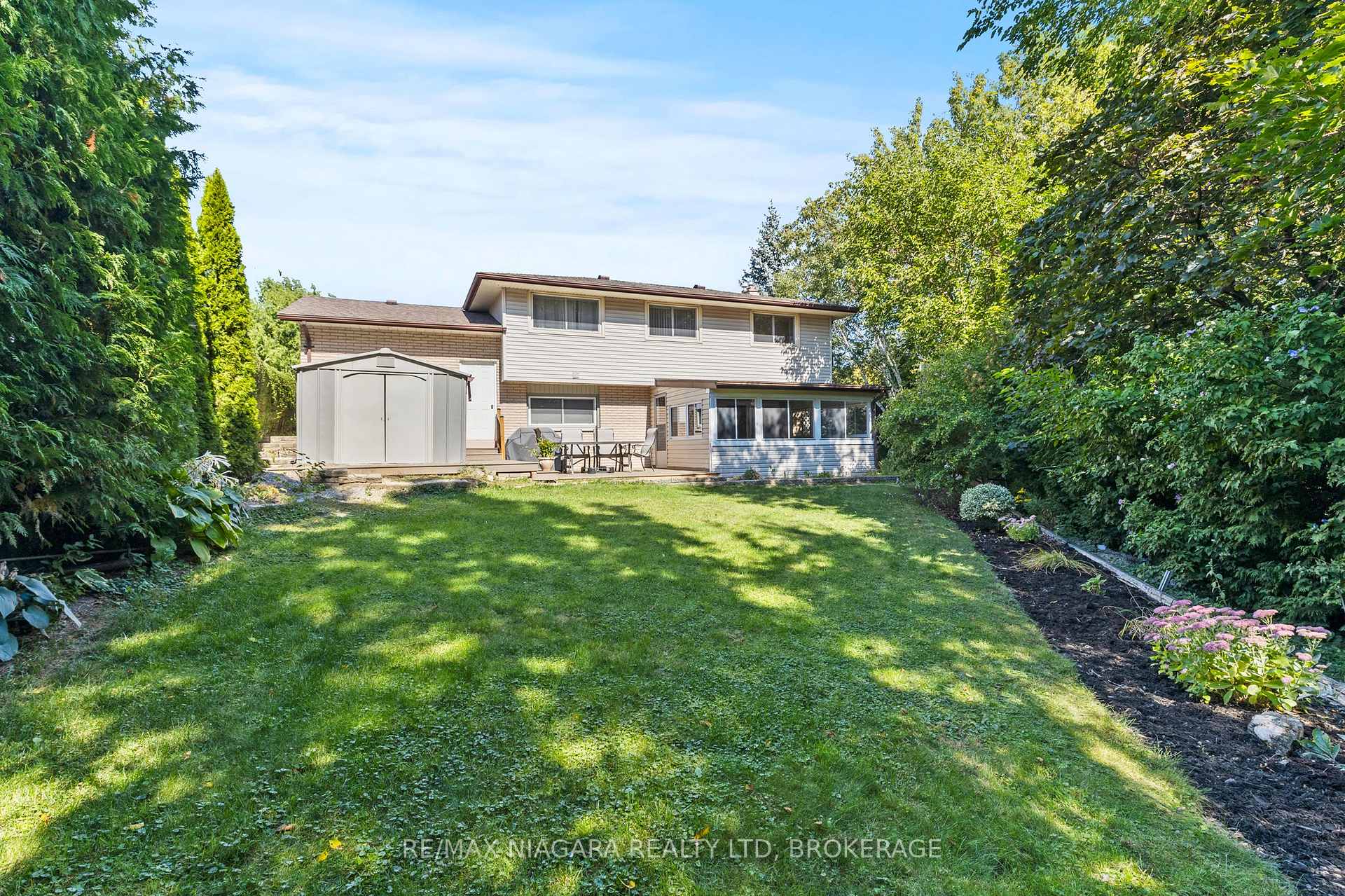 Photo 44 of 294 Lakeshore Road, St. Catharines, Vine/Linwell — HOMEH