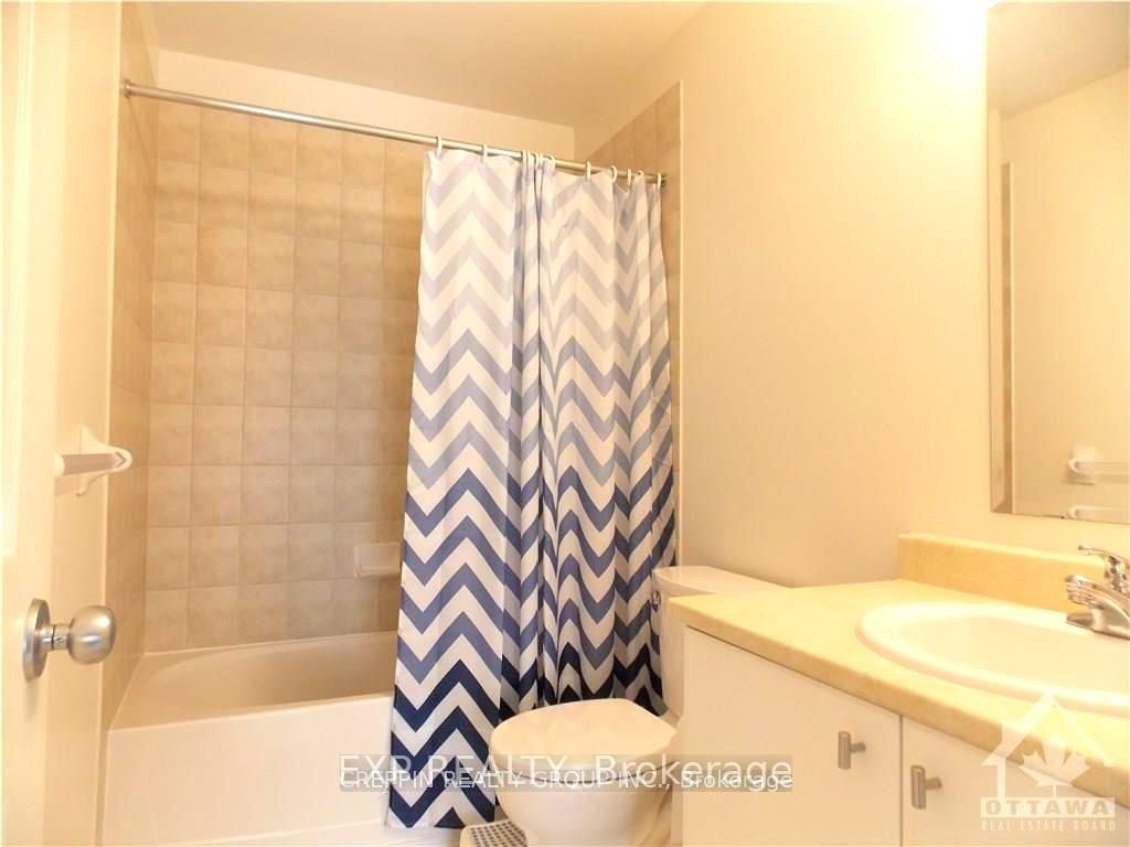 Photo 19 of 169 sorento Street E, Ottawa, Barrhaven - Strandherd — HOMEH