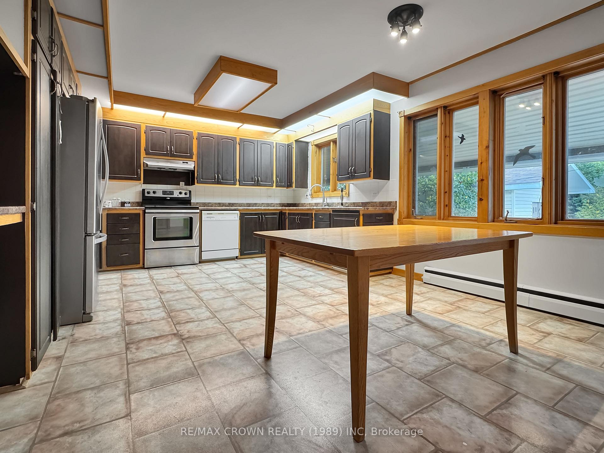 Photo 9 of 1117 Prince Street, Hearst — HOMEH