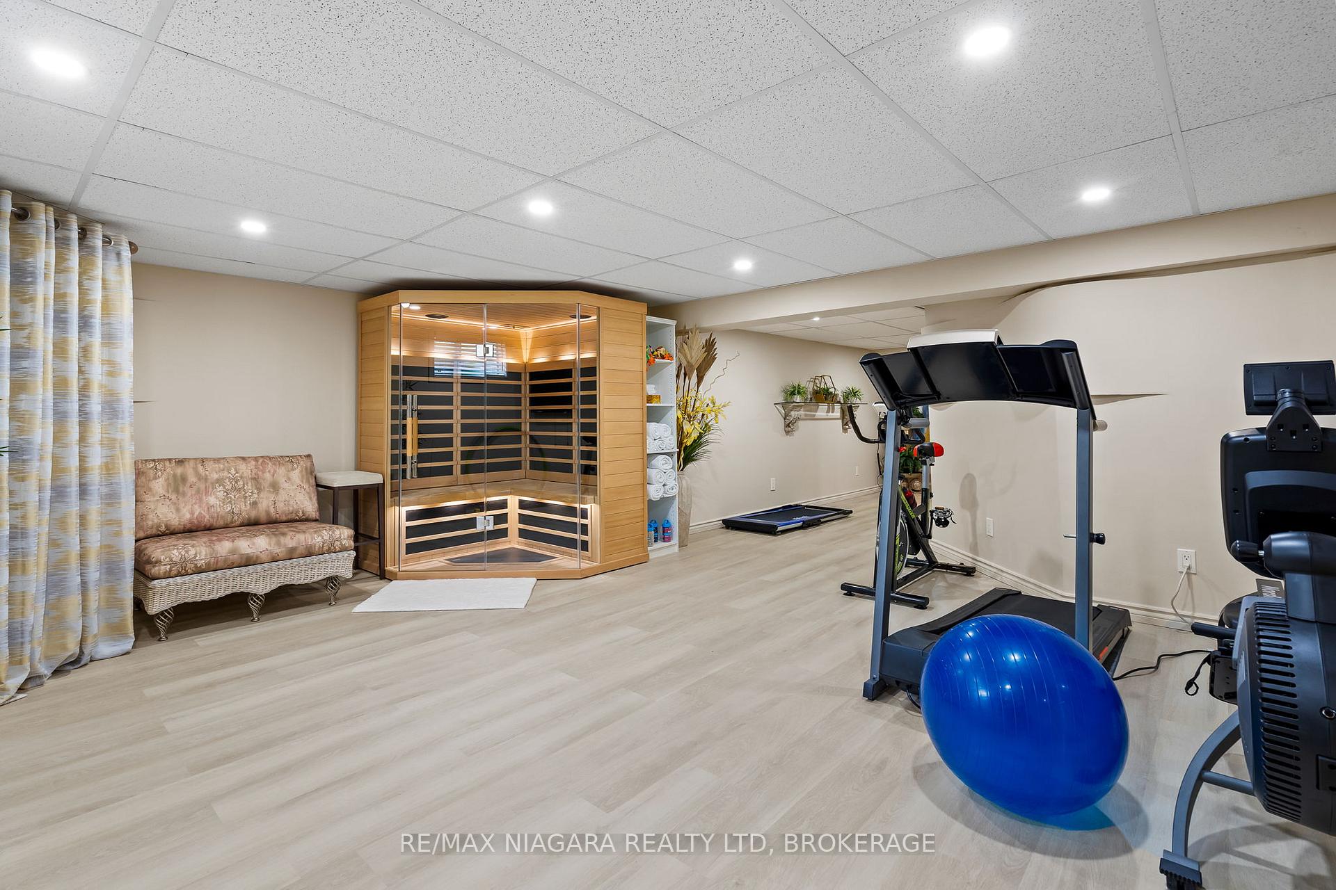 Photo 33 of 181 Lakeshore Road, St. Catharines, Lakeshore — HOMEH