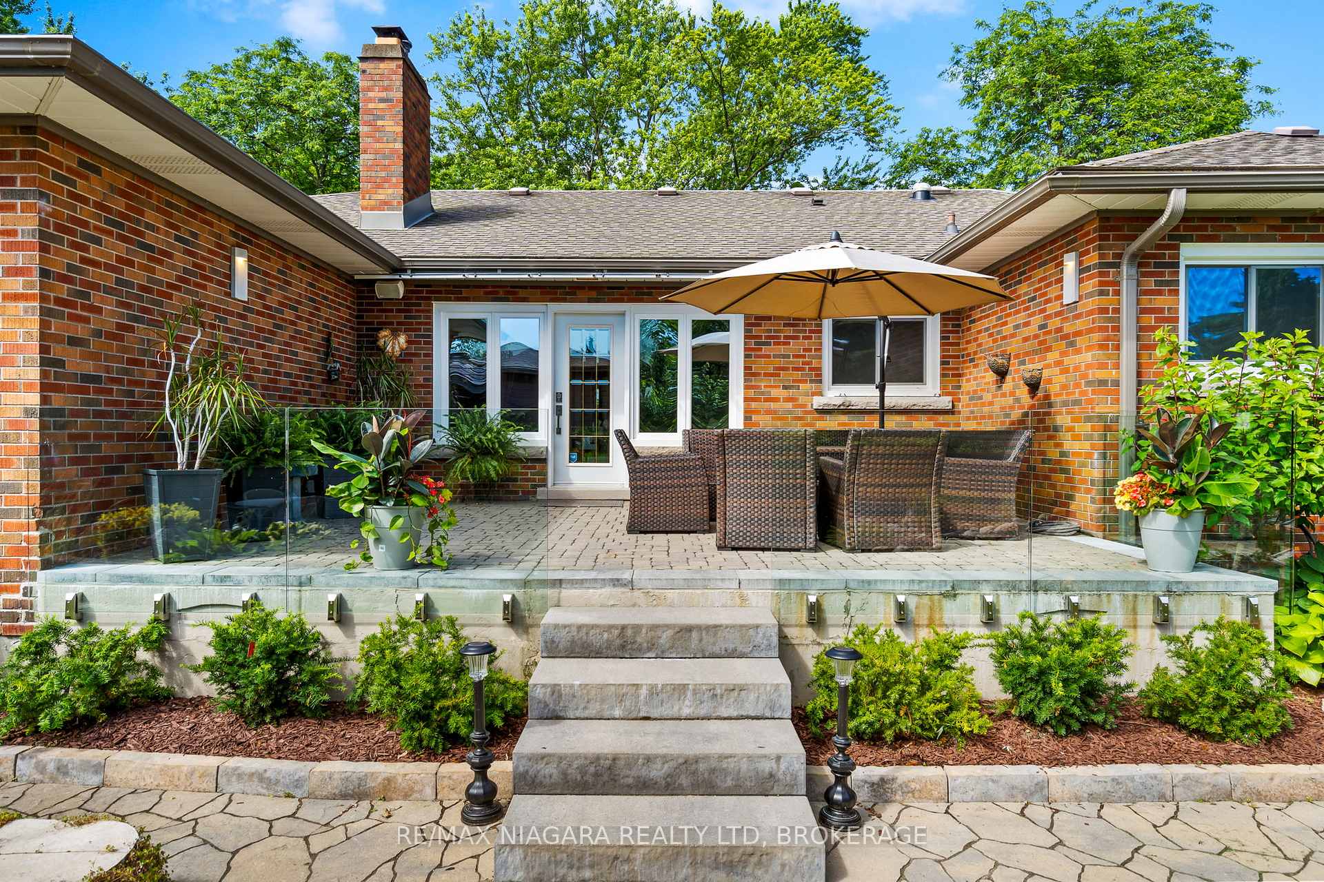 Photo 38 of 181 Lakeshore Road, St. Catharines, Lakeshore — HOMEH