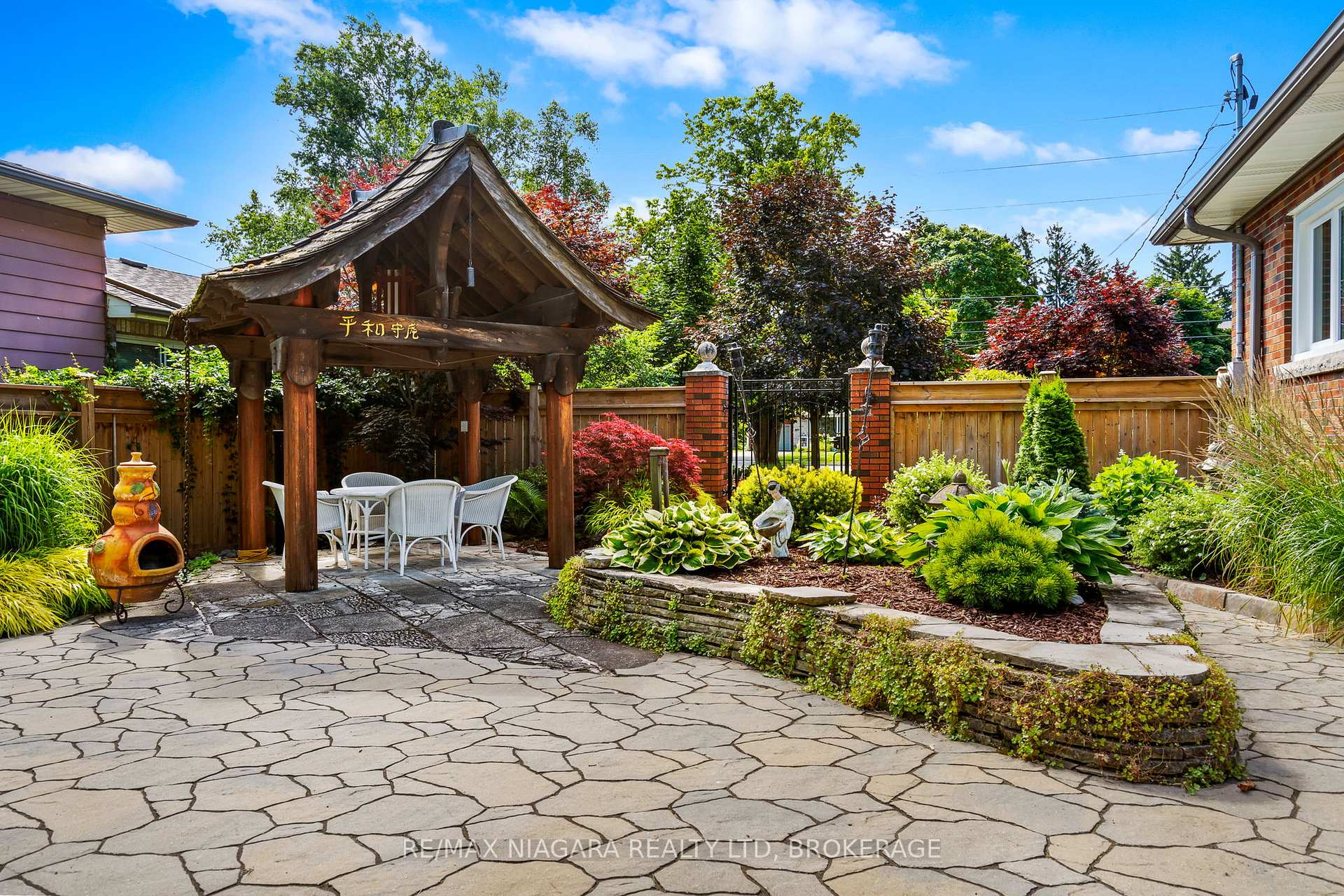 Photo 39 of 181 Lakeshore Road, St. Catharines, Lakeshore — HOMEH