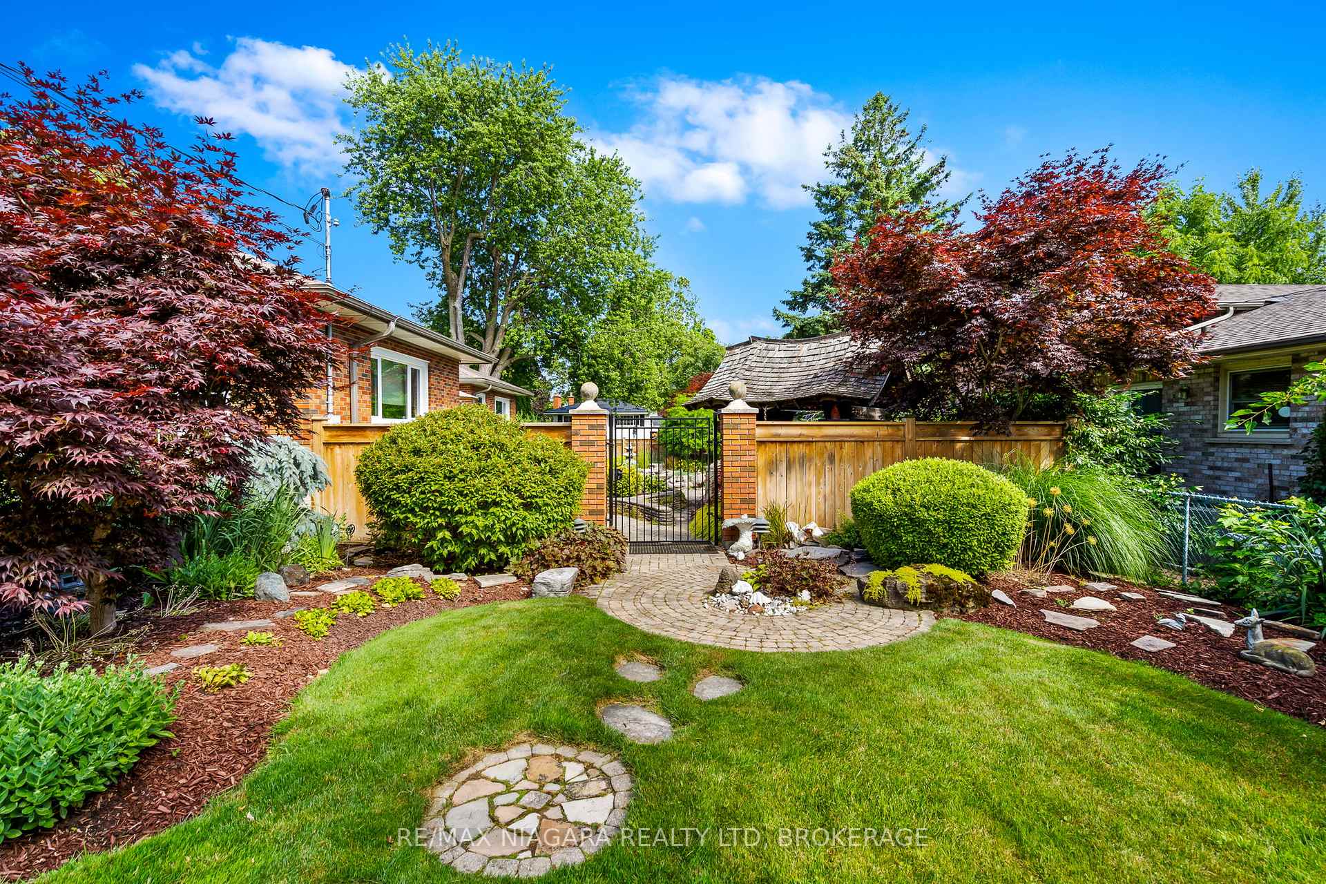 Photo 40 of 181 Lakeshore Road, St. Catharines, Lakeshore — HOMEH