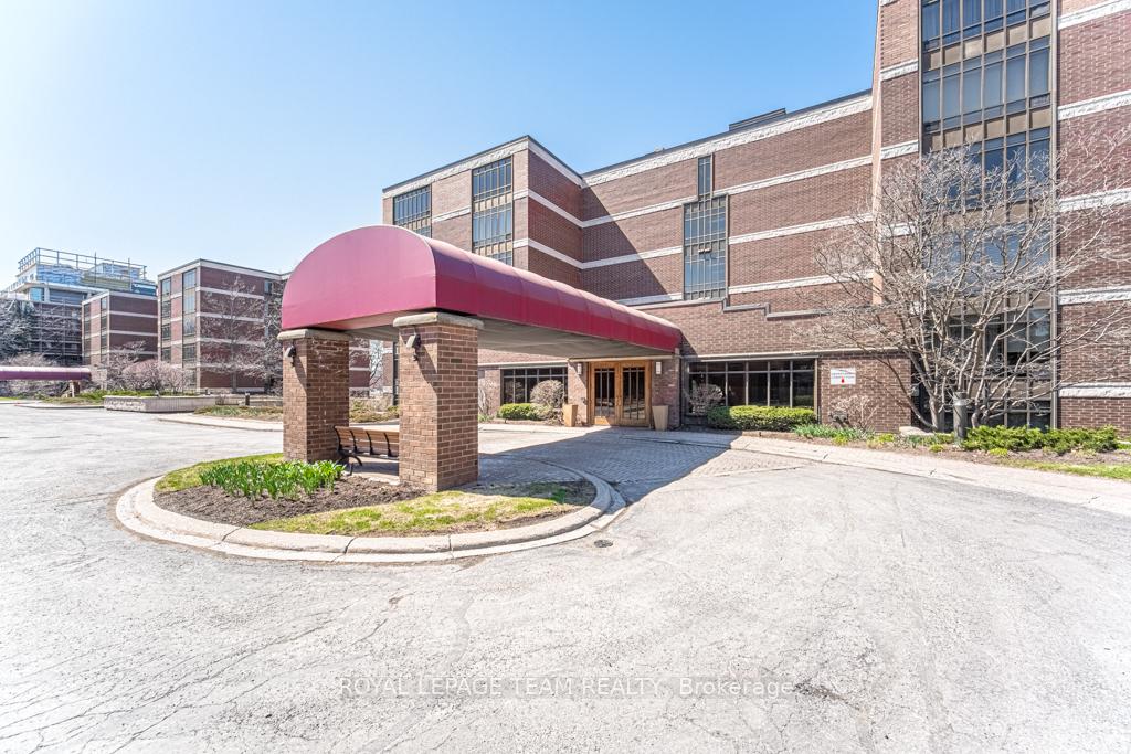 Photo 1 of Unit 202, 111 Echo Drive, Ottawa, Ottawa East — HOMEH
