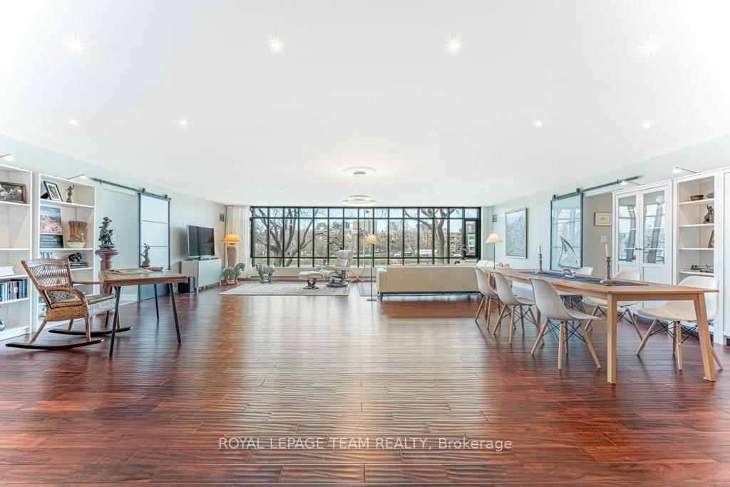 Photo 4 of Unit 202, 111 Echo Drive, Ottawa, Ottawa East — HOMEH