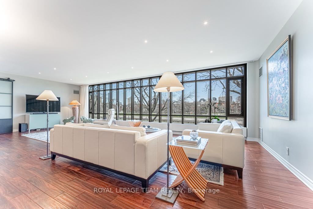 Photo 6 of Unit 202, 111 Echo Drive, Ottawa, Ottawa East — HOMEH