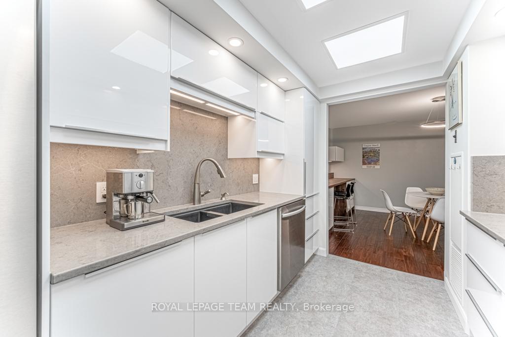 Photo 12 of Unit 202, 111 Echo Drive, Ottawa, Ottawa East — HOMEH
