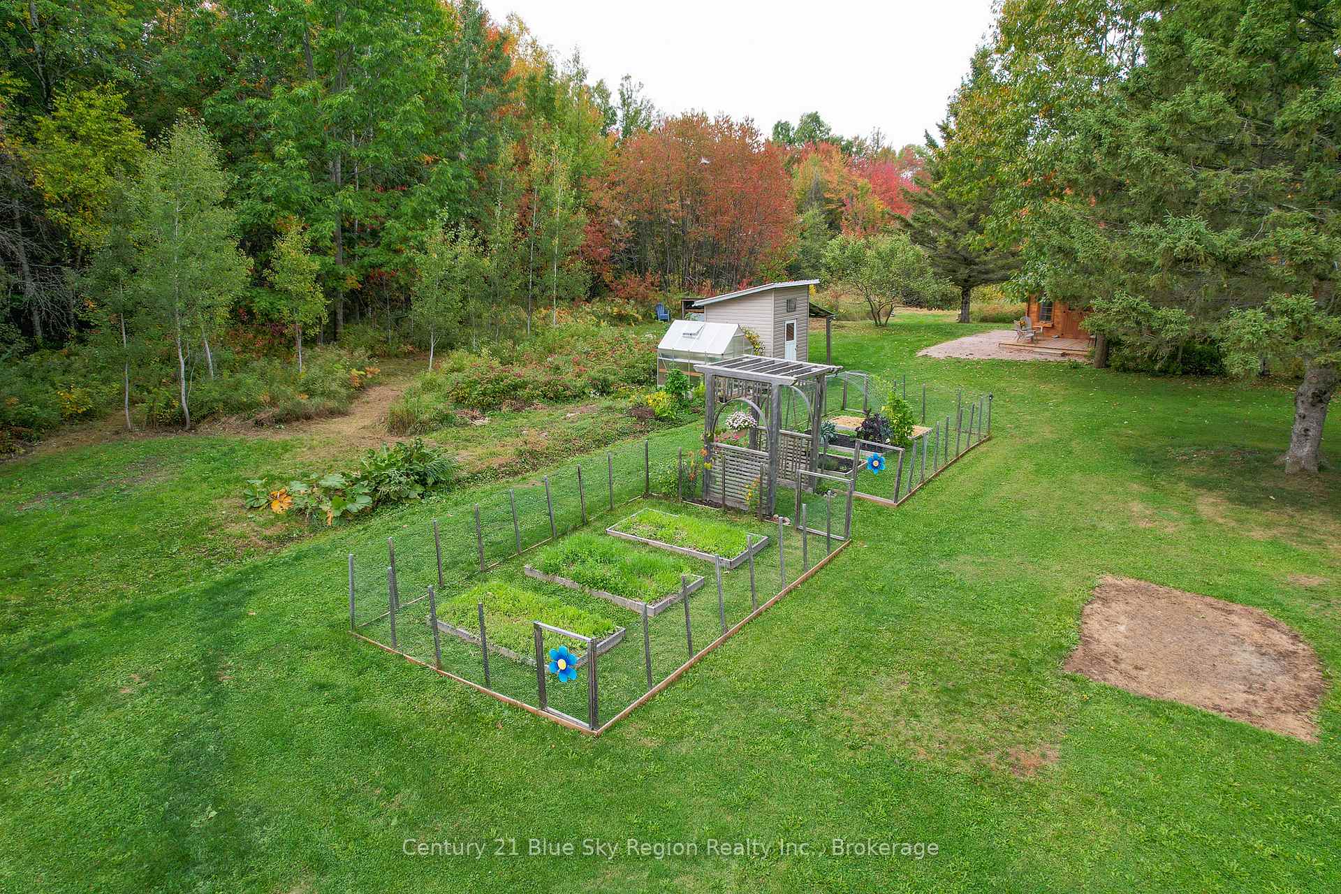 Photo 94 of 408 Lindquist Line, Powassan — HOMEH