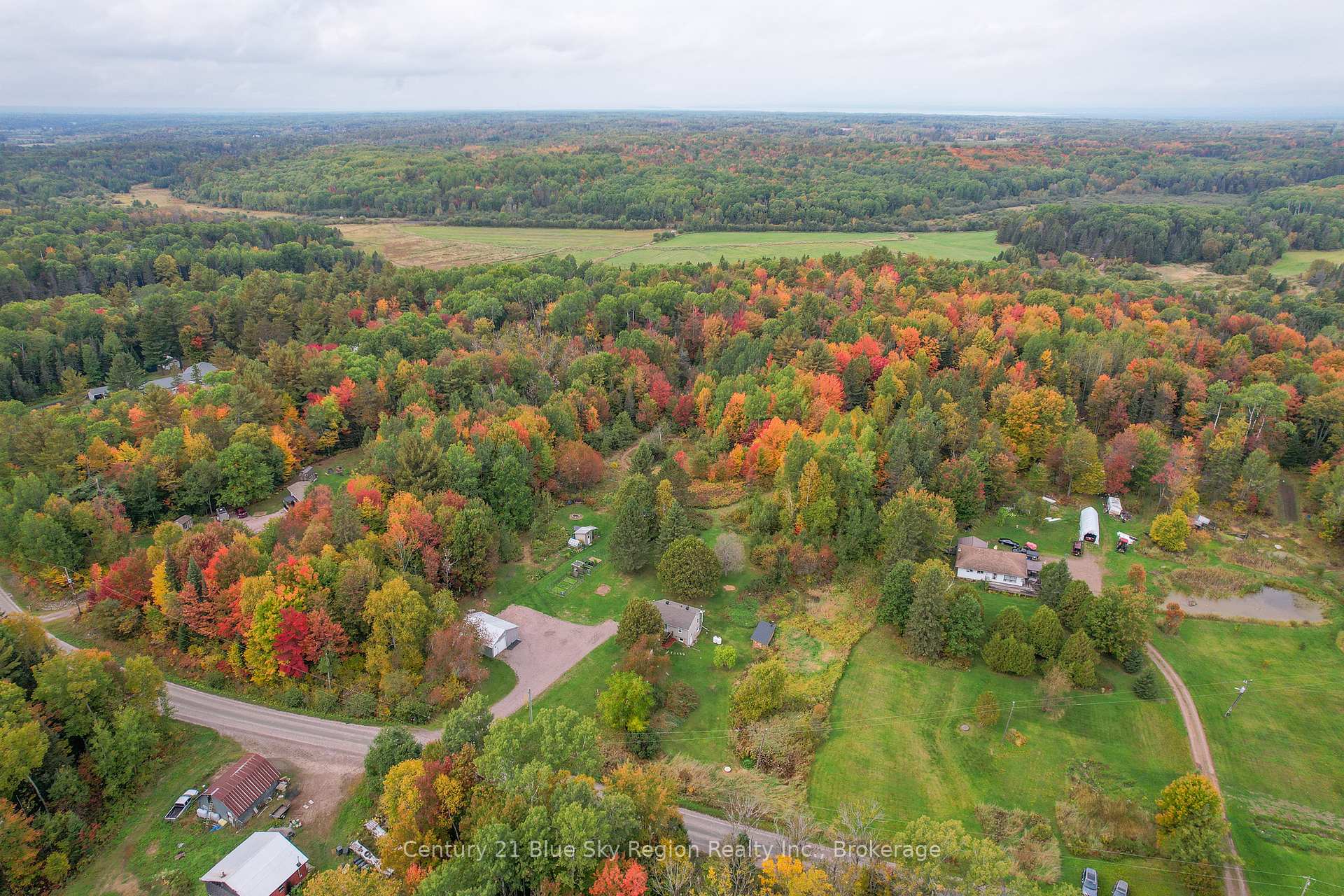 Photo 98 of 408 Lindquist Line, Powassan — HOMEH