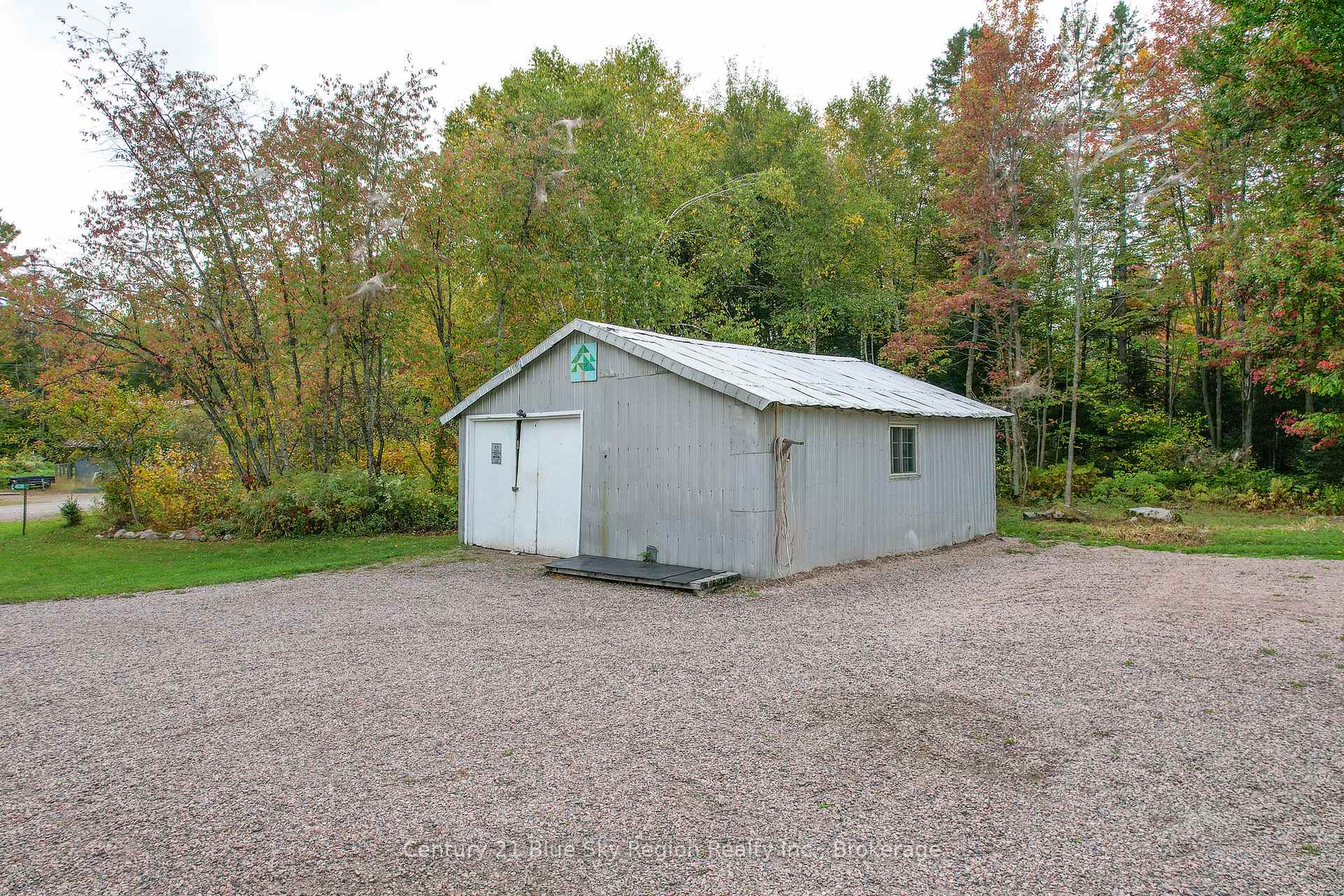 Photo 26 of 408 Lindquist Line, Powassan — HOMEH