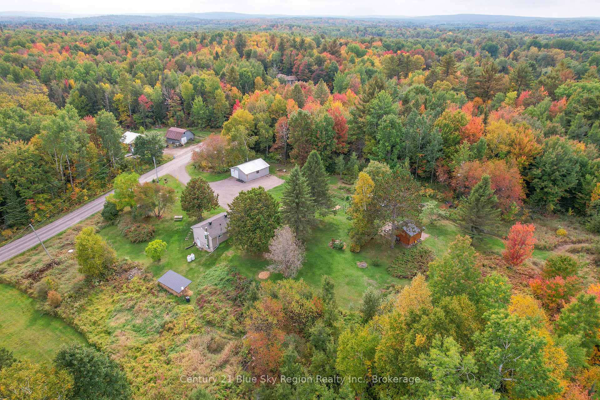 Photo 31 of 408 Lindquist Line, Powassan — HOMEH