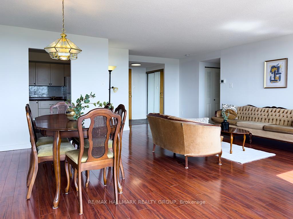 Photo 6 of Unit 707, 2760 Carousel Crescent, Ottawa, Emerald Woods/Sawmill Creek — HOMEH