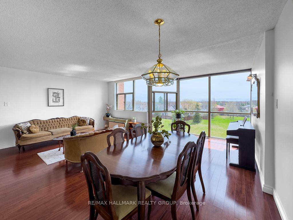 Photo 8 of Unit 707, 2760 Carousel Crescent, Ottawa, Emerald Woods/Sawmill Creek — HOMEH