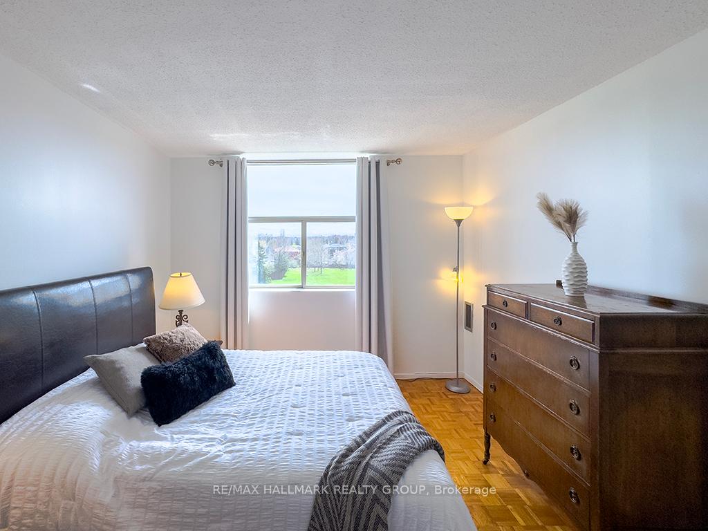 Photo 26 of Unit 707, 2760 Carousel Crescent, Ottawa, Emerald Woods/Sawmill Creek — HOMEH