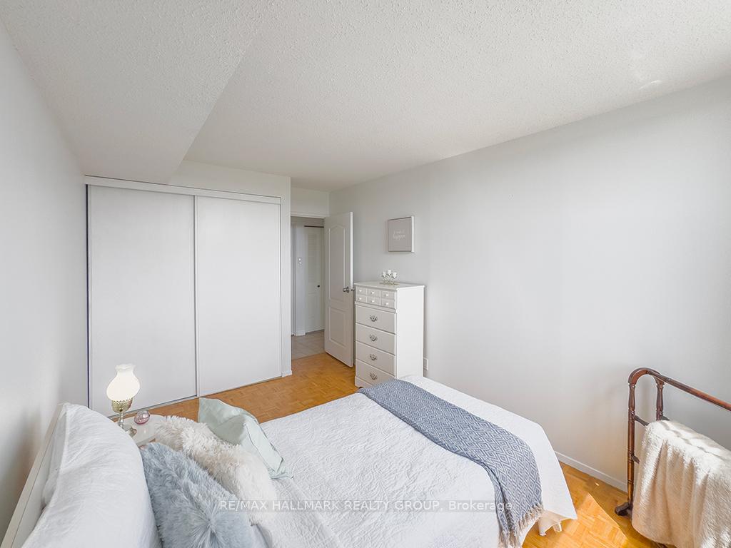 Photo 31 of Unit 707, 2760 Carousel Crescent, Ottawa, Emerald Woods/Sawmill Creek — HOMEH