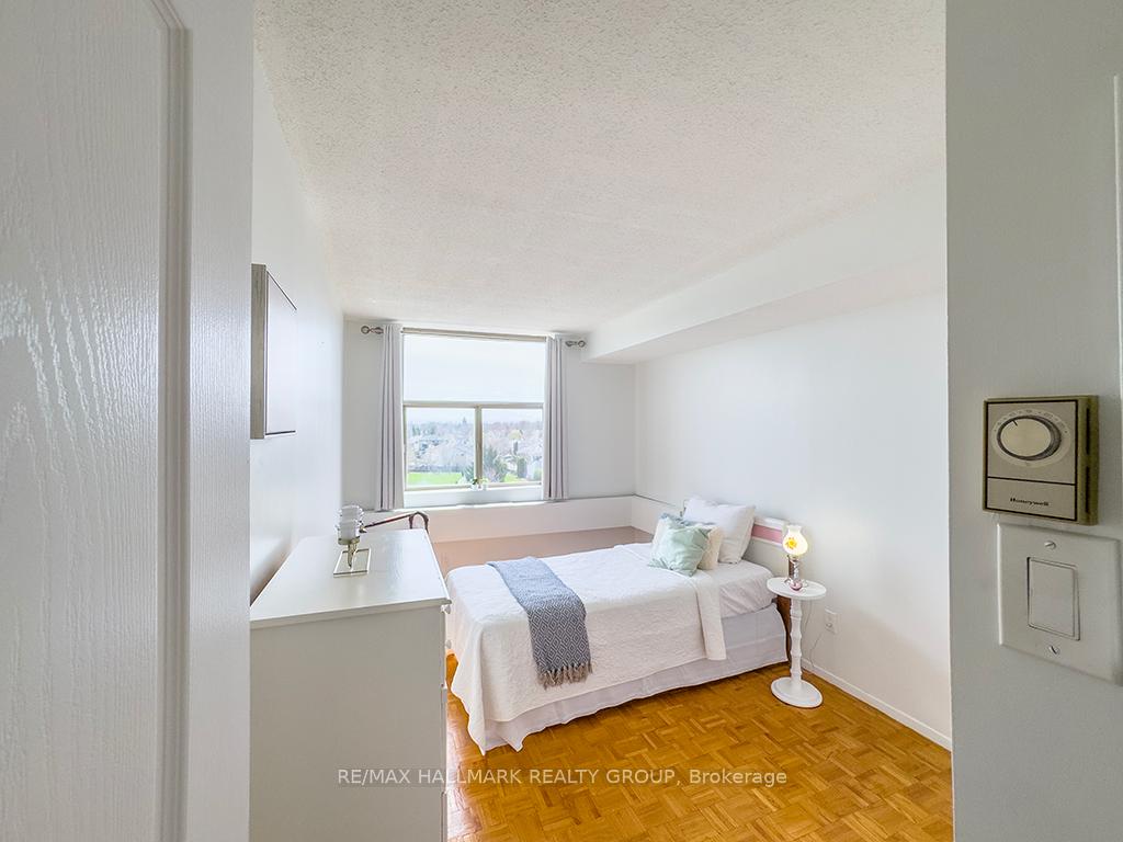 Photo 32 of Unit 707, 2760 Carousel Crescent, Ottawa, Emerald Woods/Sawmill Creek — HOMEH