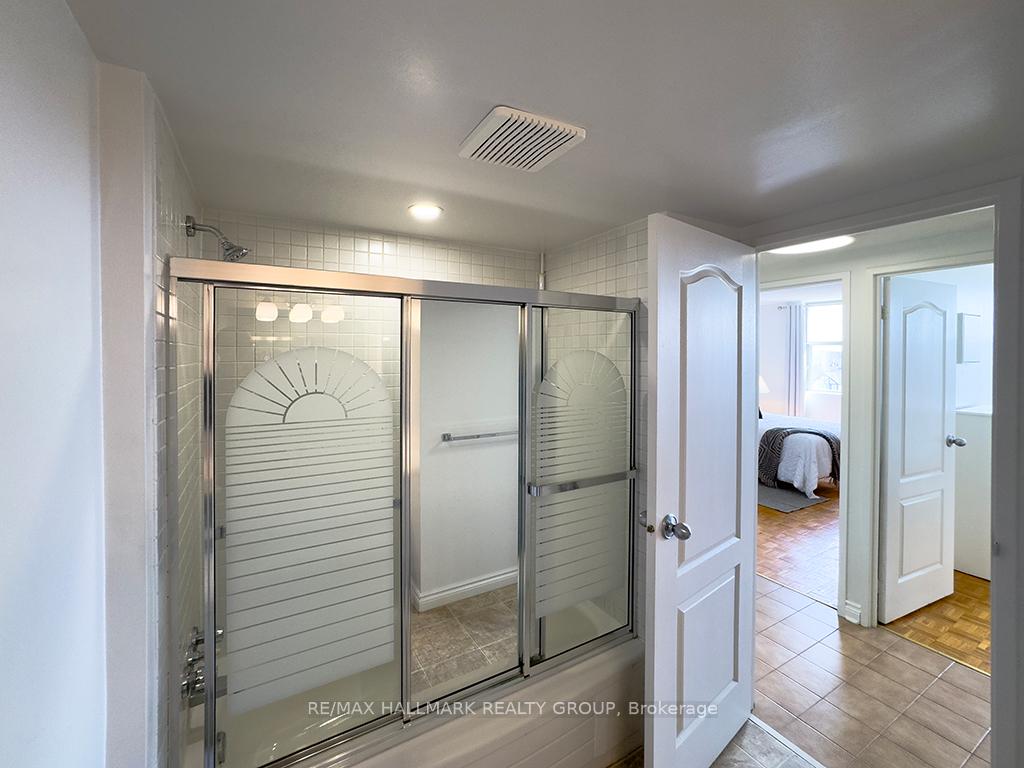 Photo 34 of Unit 707, 2760 Carousel Crescent, Ottawa, Emerald Woods/Sawmill Creek — HOMEH