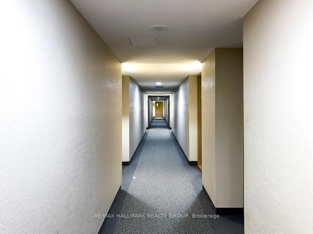 Photo 36 of Unit 707, 2760 Carousel Crescent, Ottawa, Emerald Woods/Sawmill Creek — HOMEH