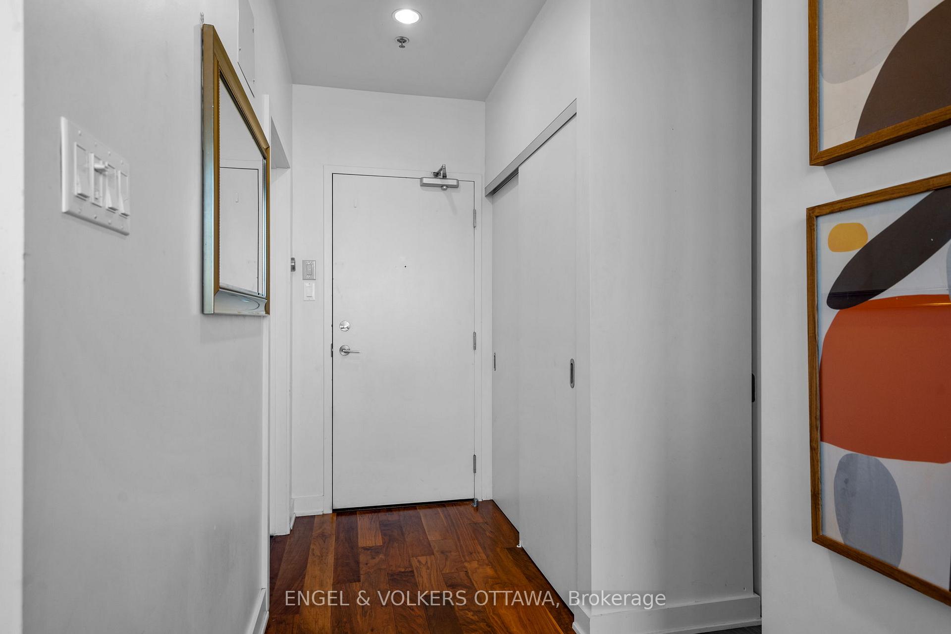 Photo 4 of Unit 808, 360 McLeod Street, Ottawa, Ottawa Centre — HOMEH